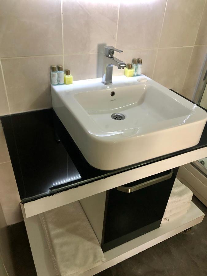Large Double or Twin Room