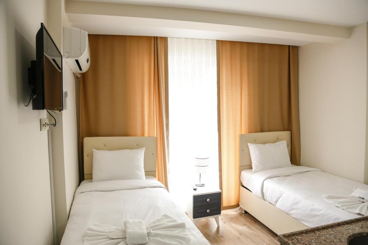 Double or Twin Room Bathroom