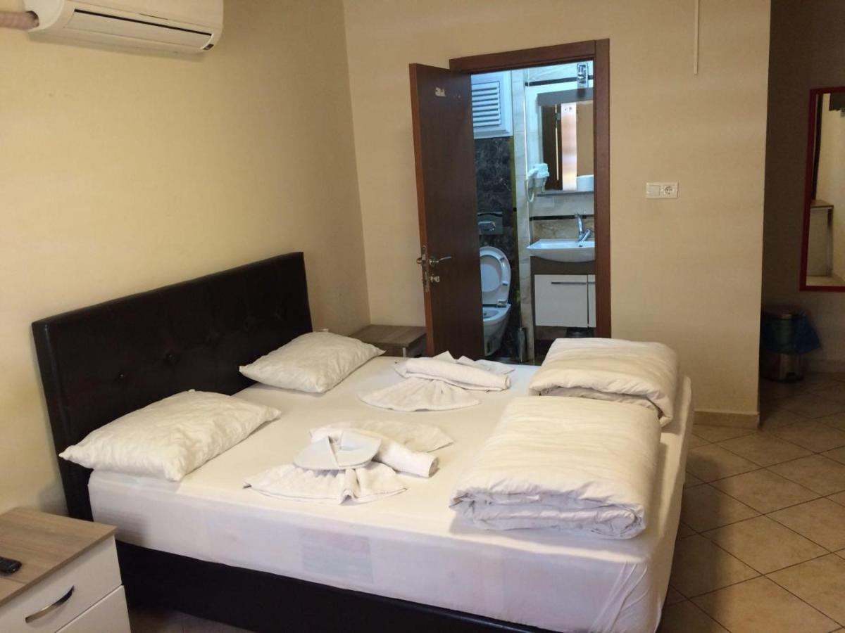 Chambre Lits Jumeaux avec Salle de Bains Privative