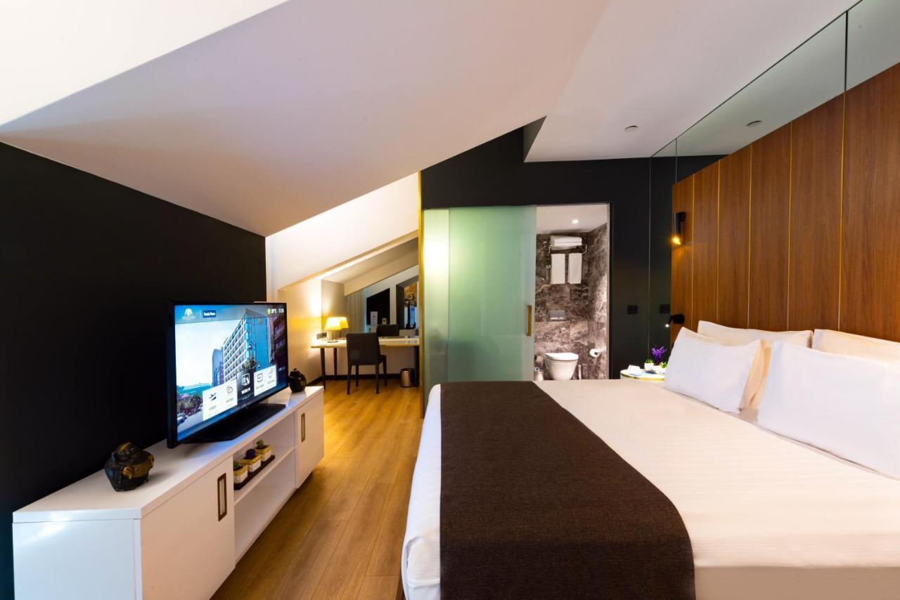 Suite Balcony