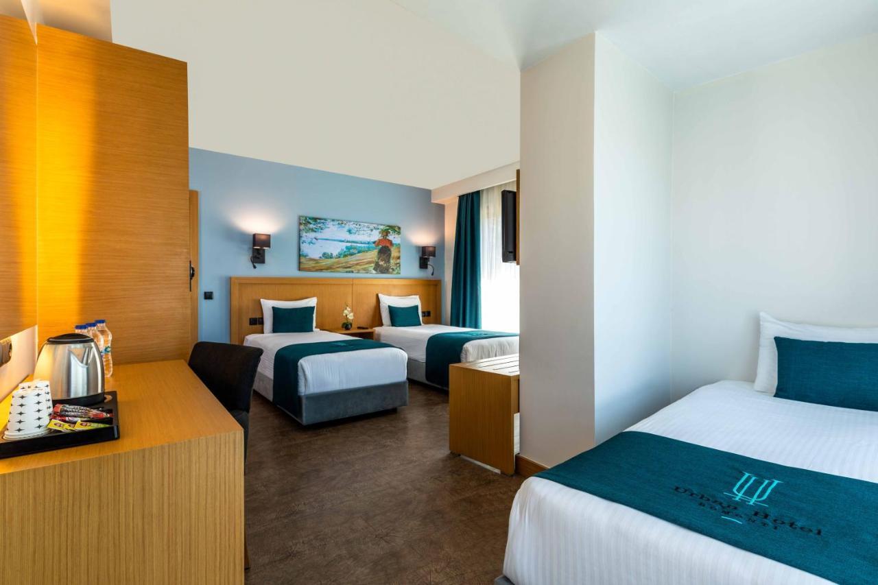 Triple Room with Balcony,1140616645:JPEG