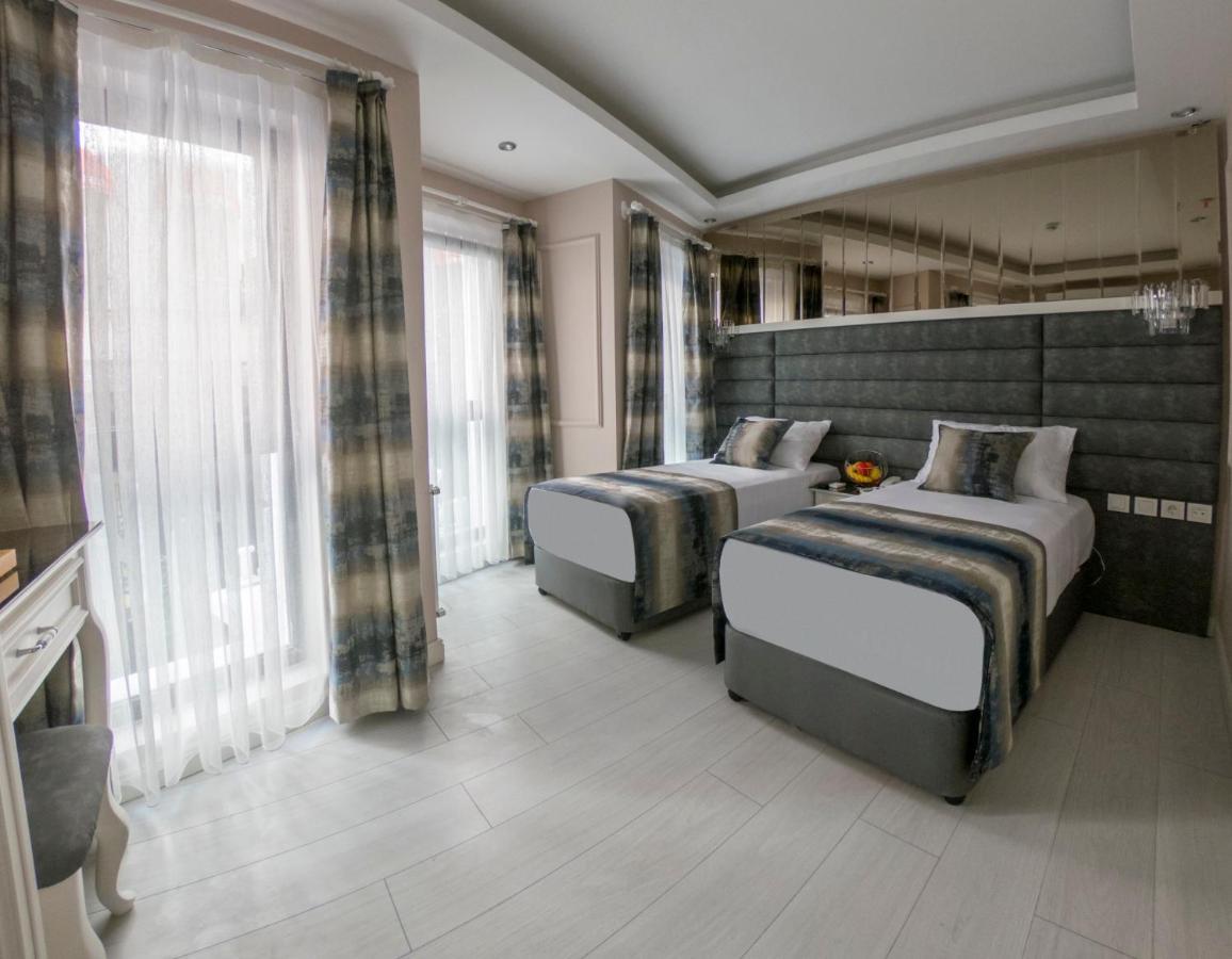 Quarto Deluxe com 2 Camas de Solteiro
