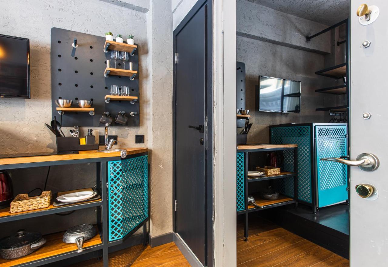 Standard Studio,1151811957:JPEG