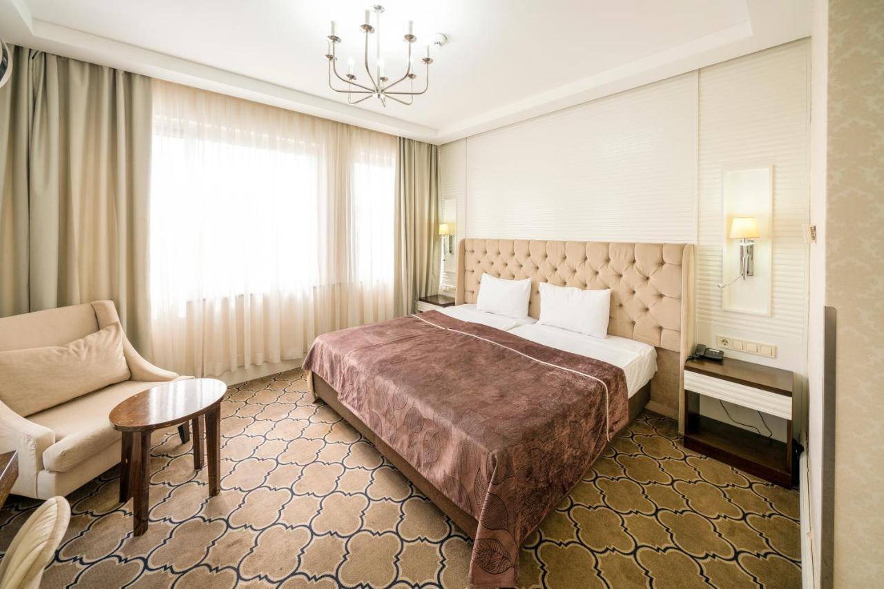 Quarto Deluxe com Cama de Casal ou 2 de Solteiro