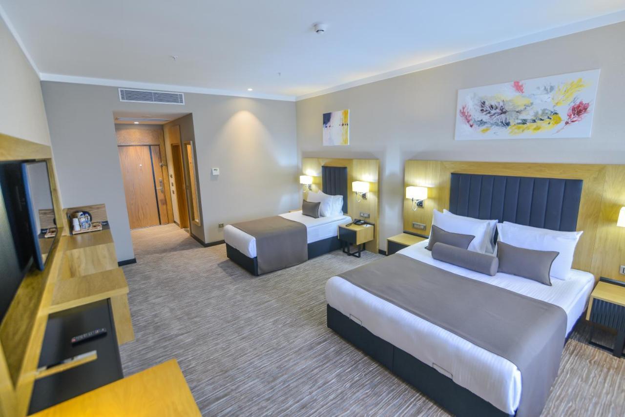 Deluxe Triple Room,1155259626:JPEG