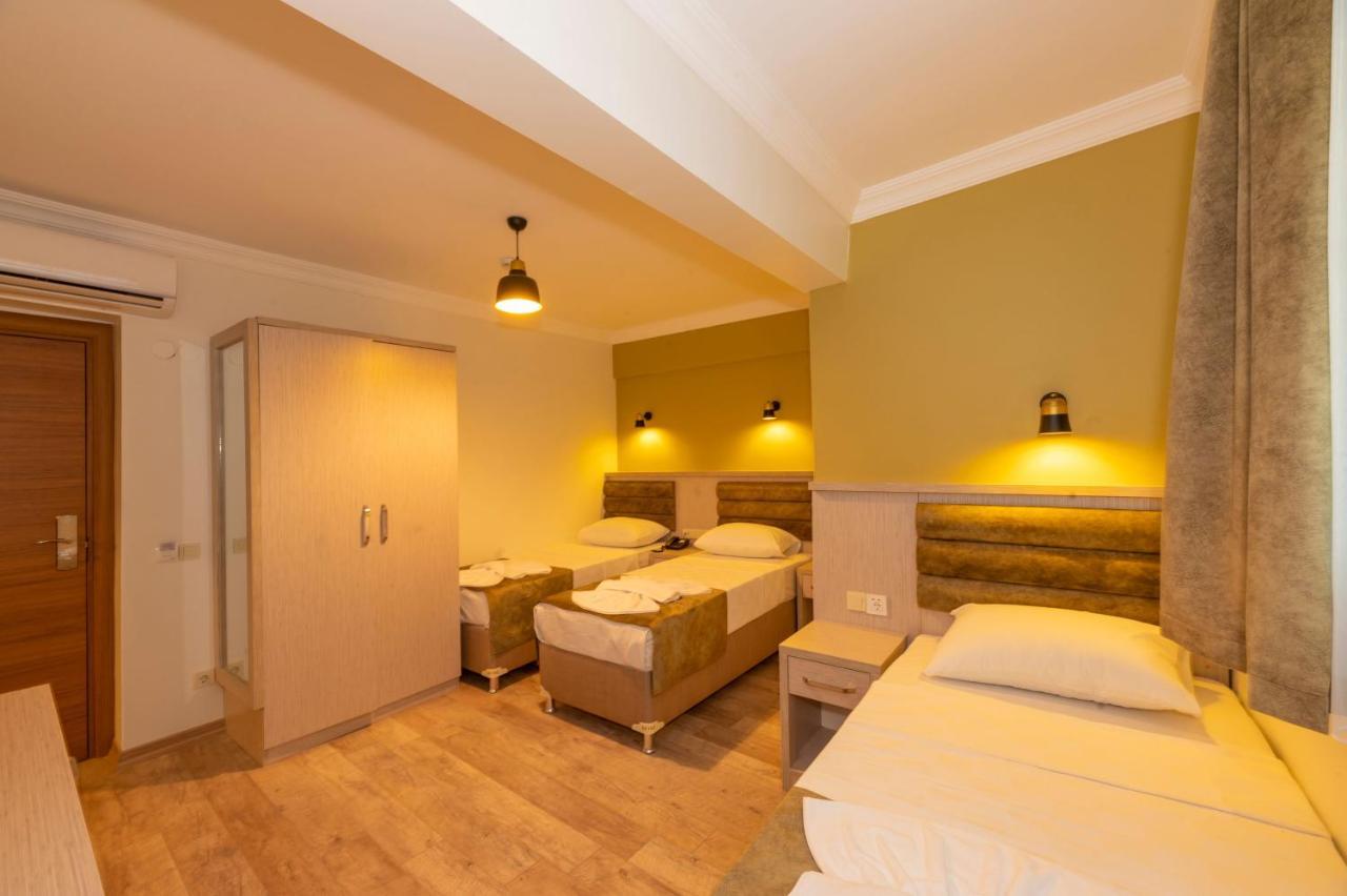 Quarto Triplo Comfort com Chuveiro