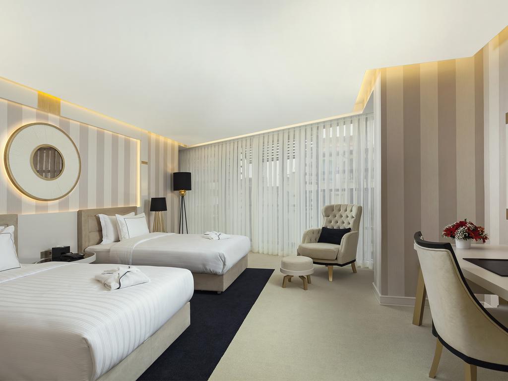 Family Suite One Double Bed Twin Beds,685823481:JPEG