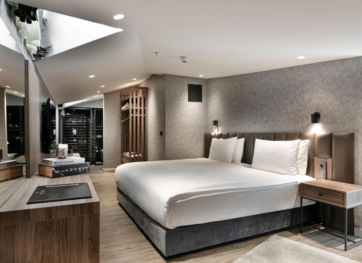 Suite City View