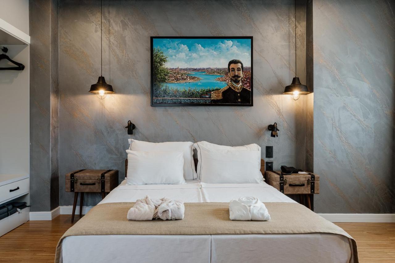 Family Room with Terrace,1200484624:JPEG