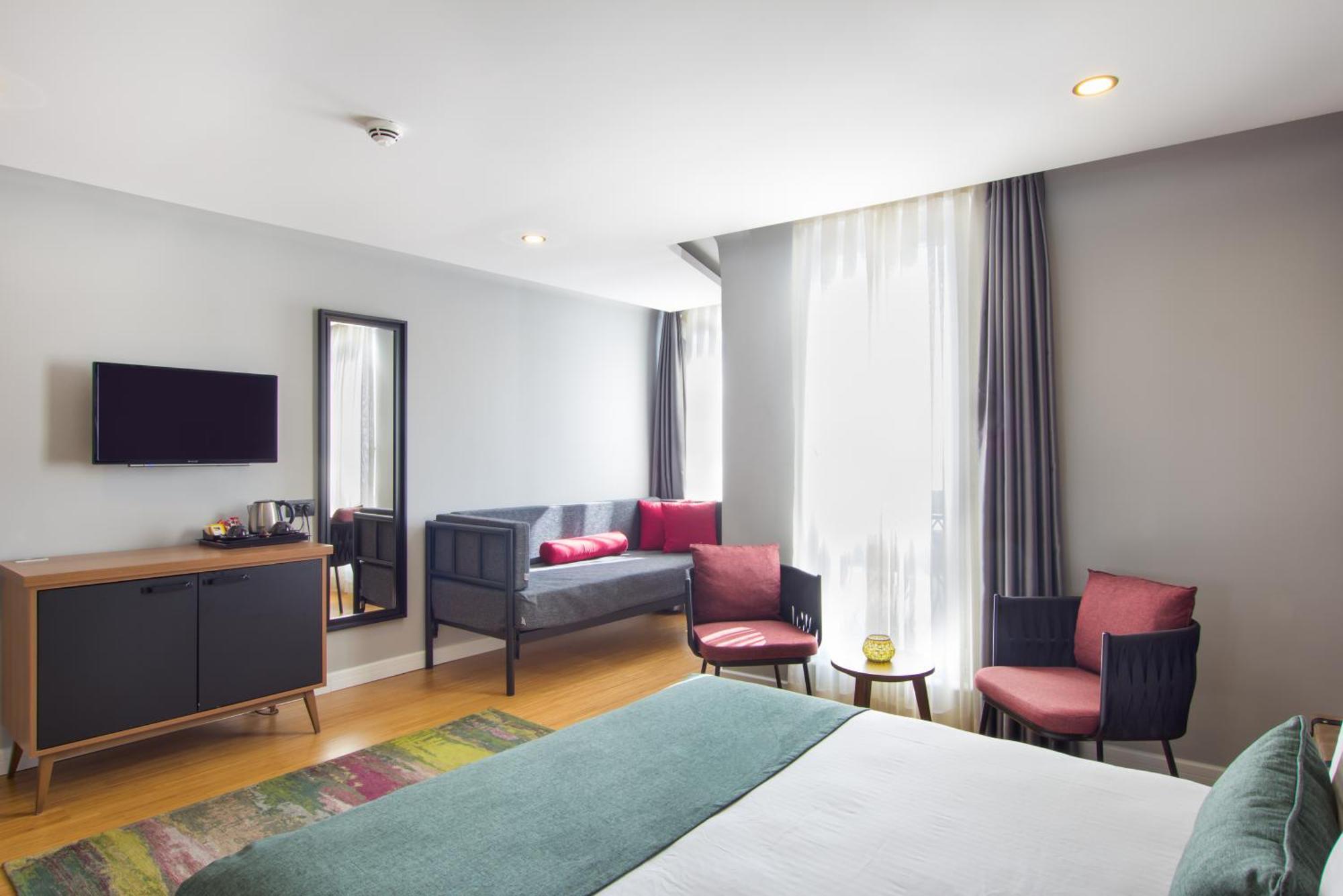 Superior Triple Room with Sea View,1209711331:JPEG