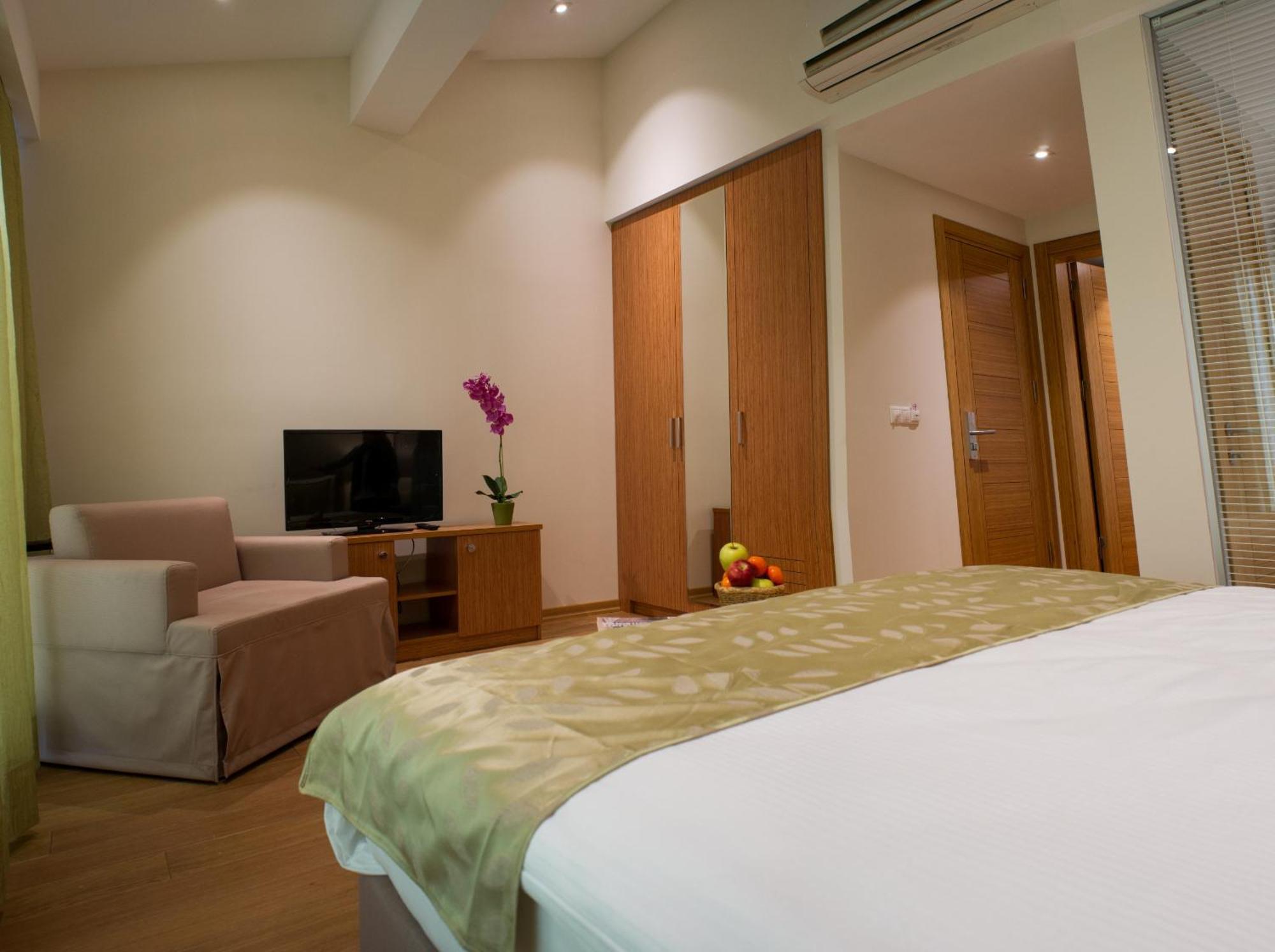 Deluxe Double or Twin Room