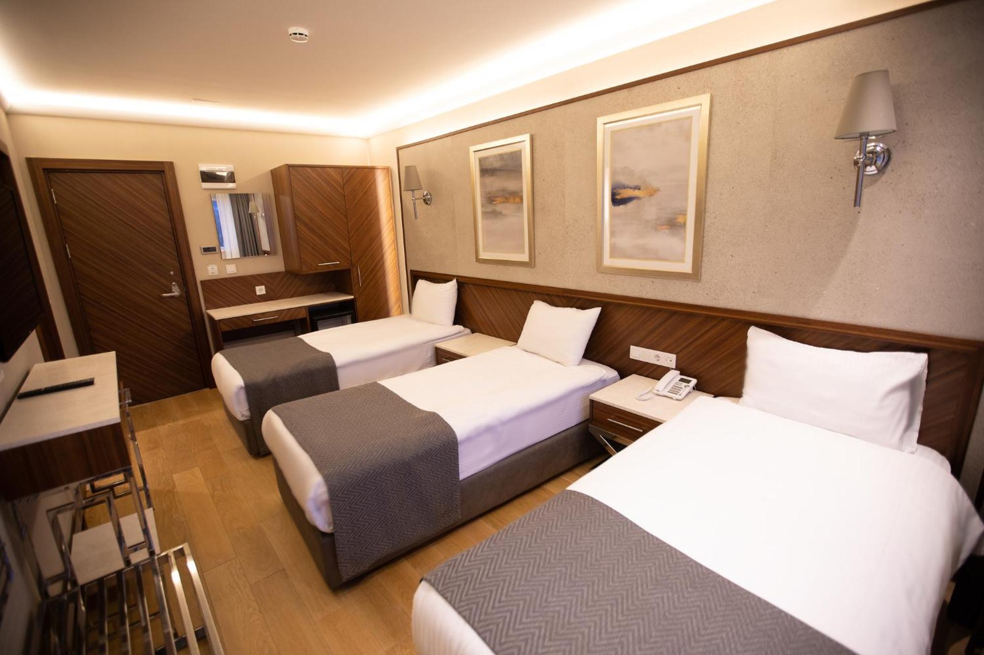 Triple Room,1272699991:JPEG