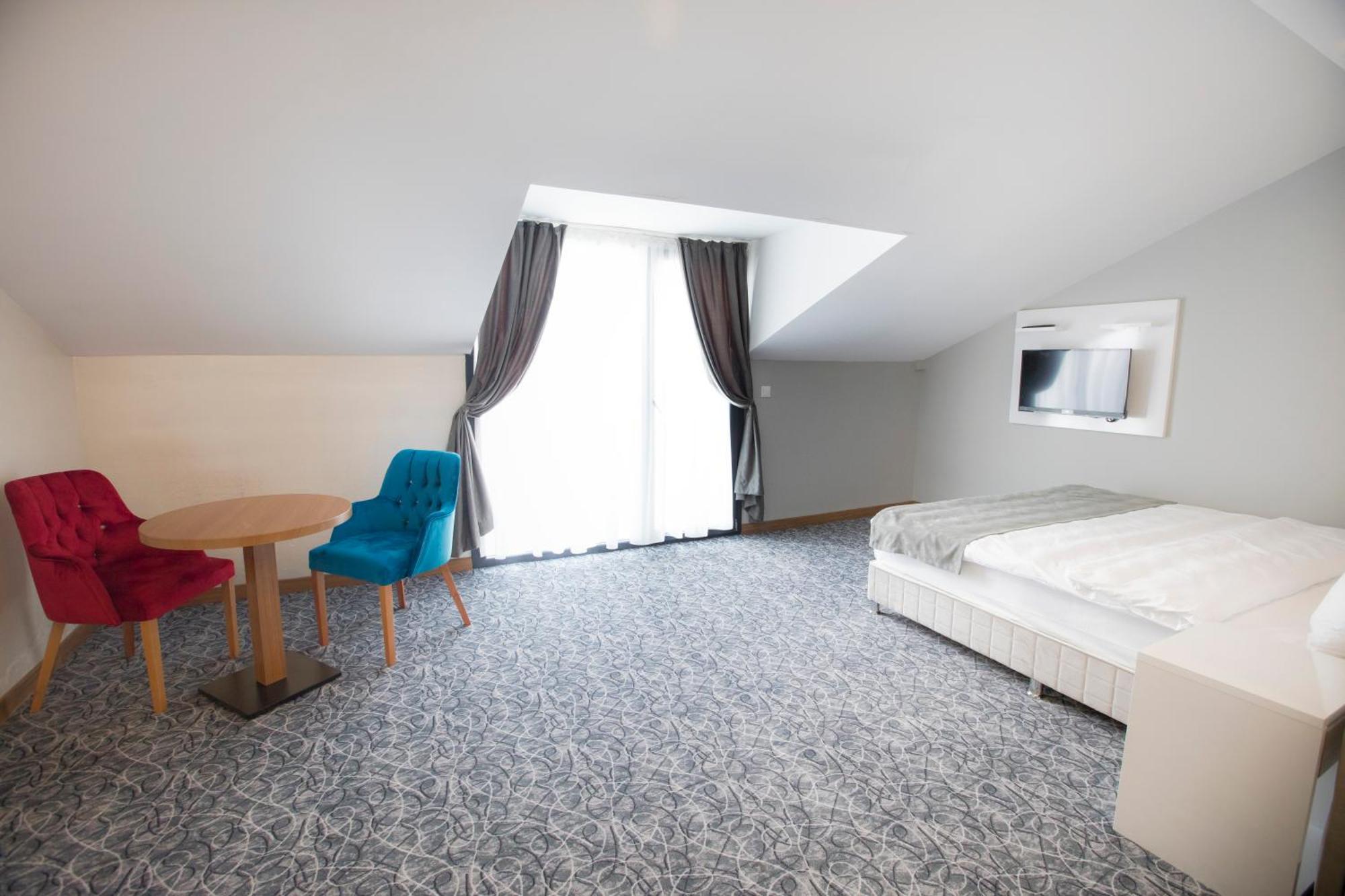Deluxe Family Suite Balcony