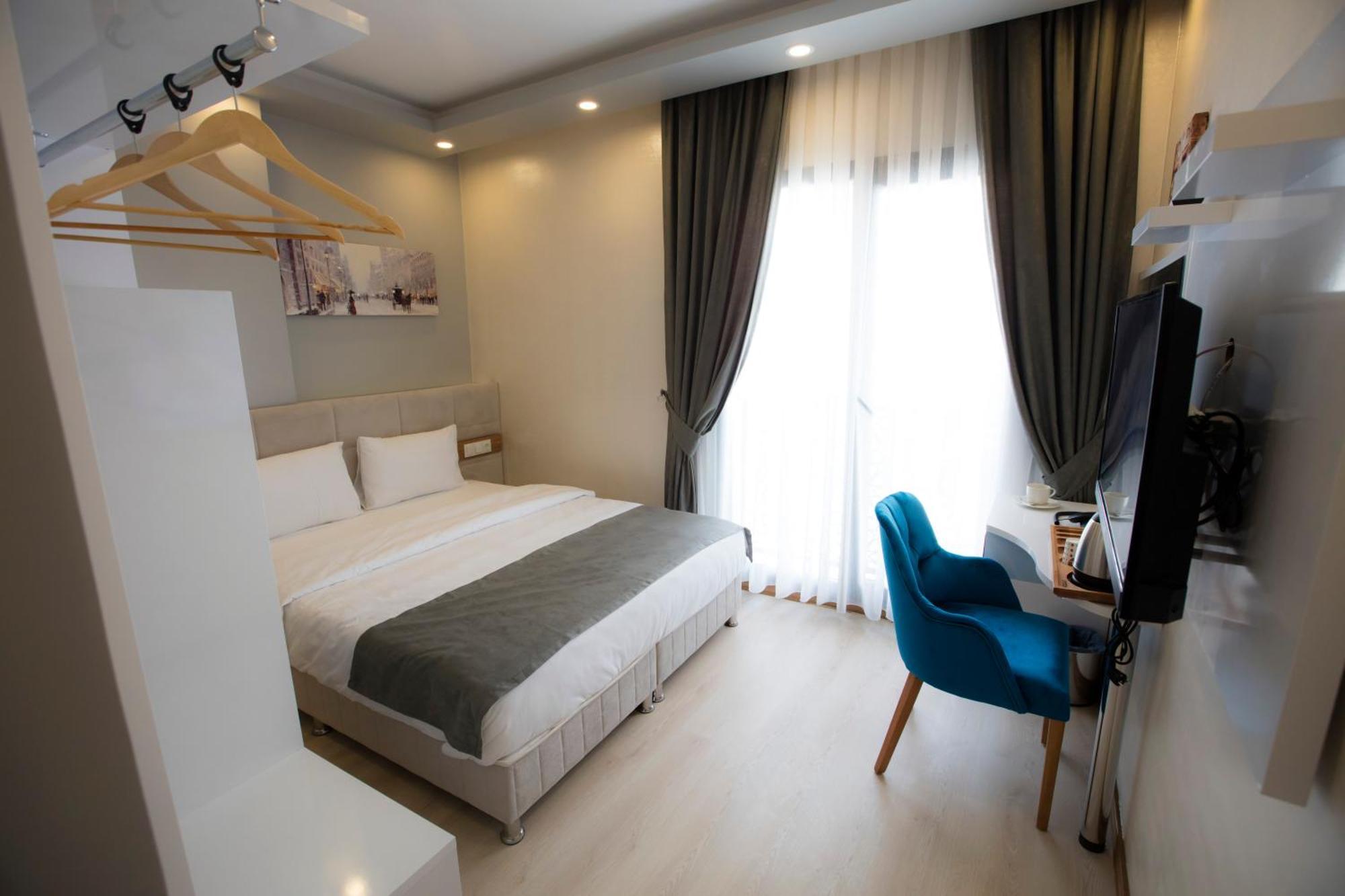 Deluxe Single Room