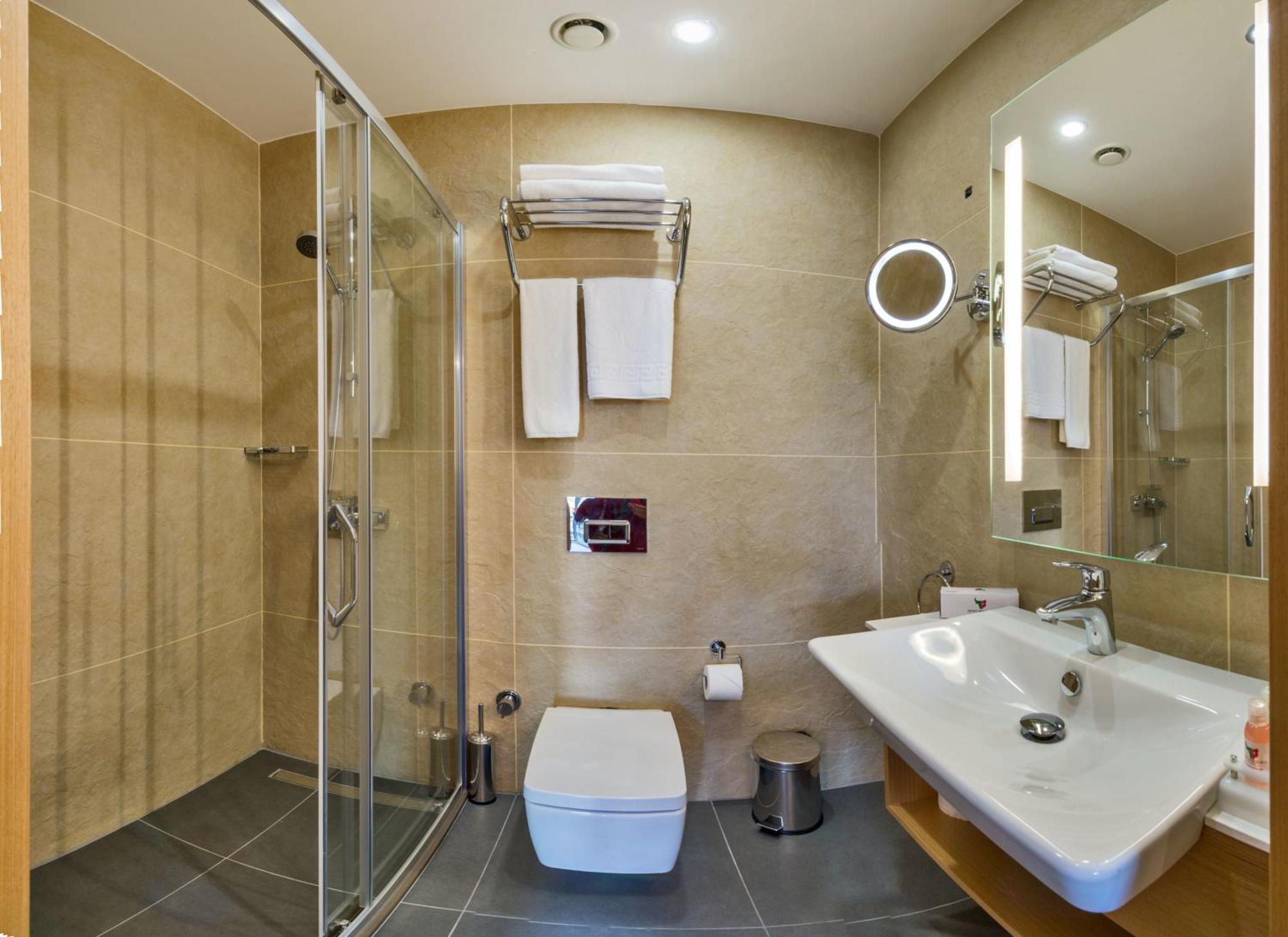 Penthouse Suite,1216514953:JPEG