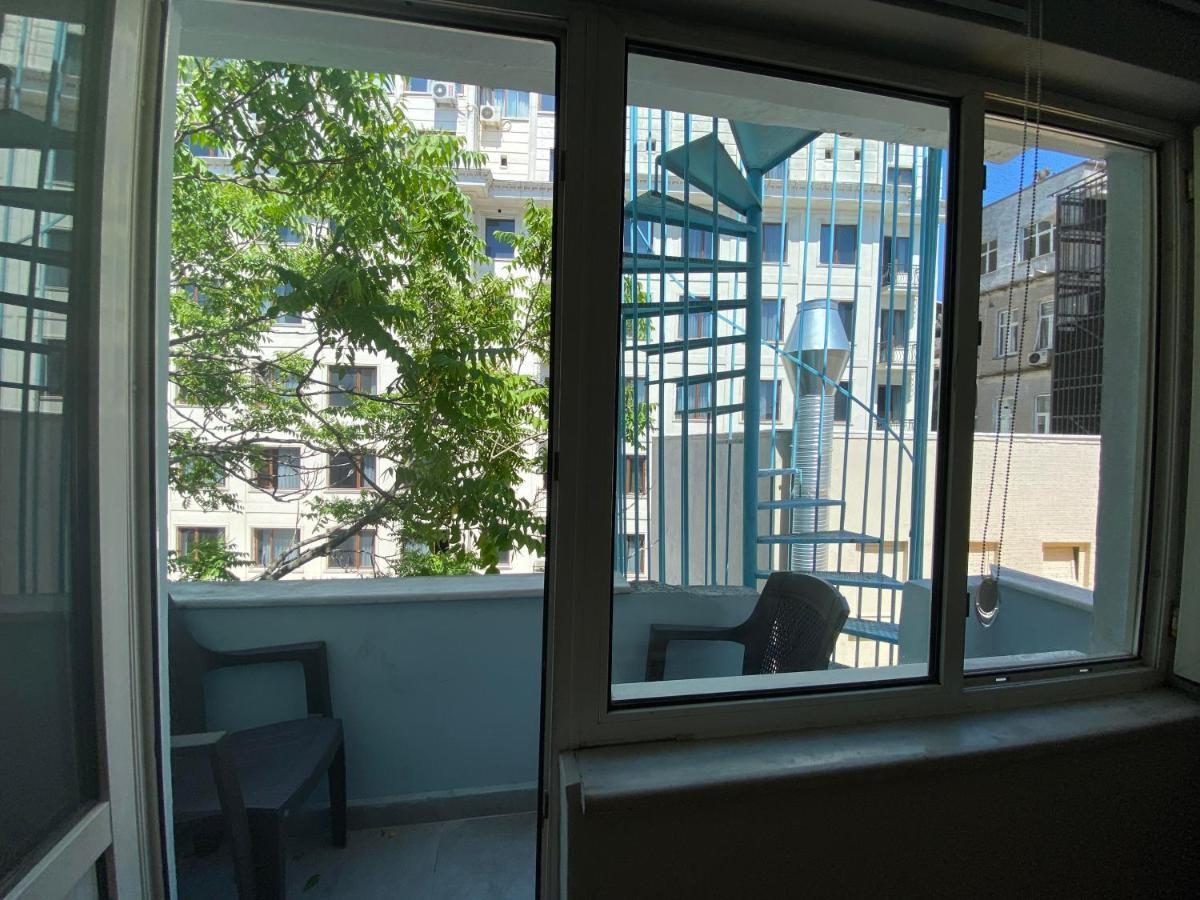Single Room with Balcony,1406863496:JPEG