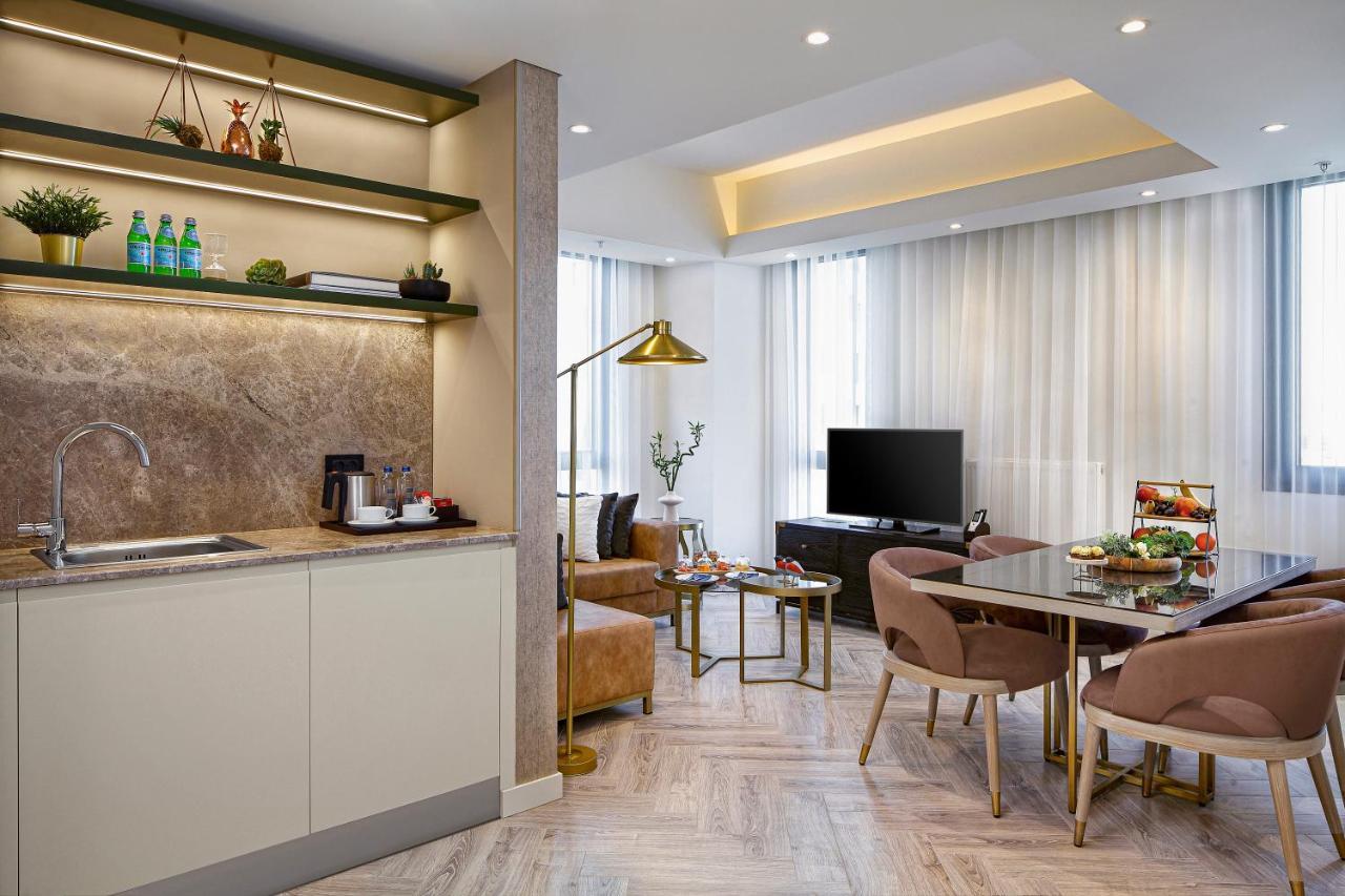 Executive Two Bedroom Suite