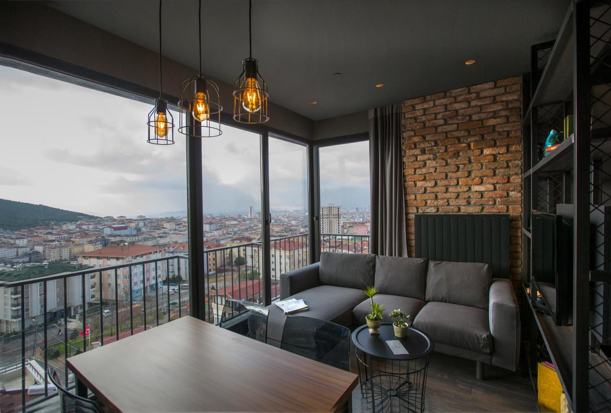 Corner Suite