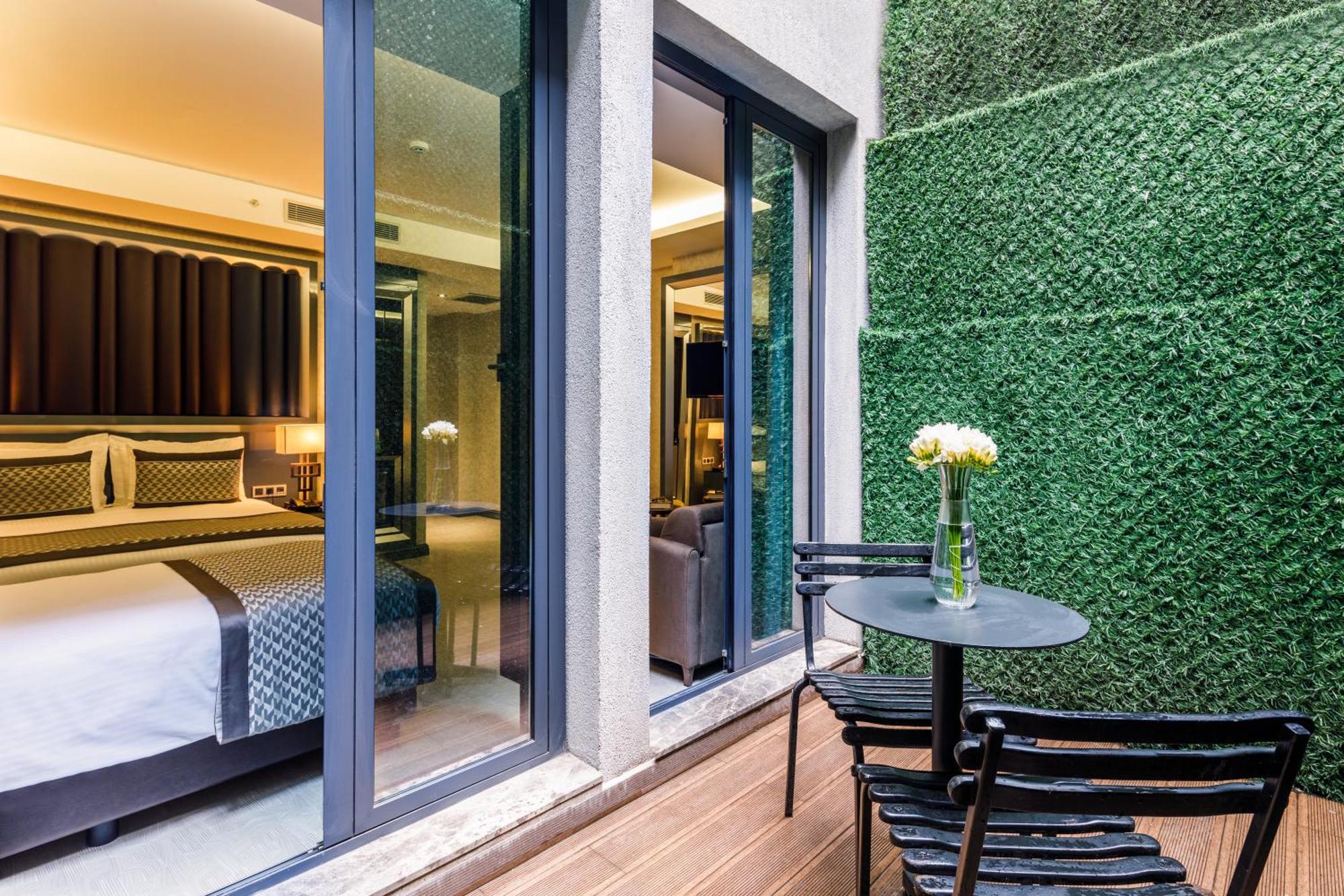 Junior Suite with Turkish Bath - Basement Floor,1284710008:JPEG