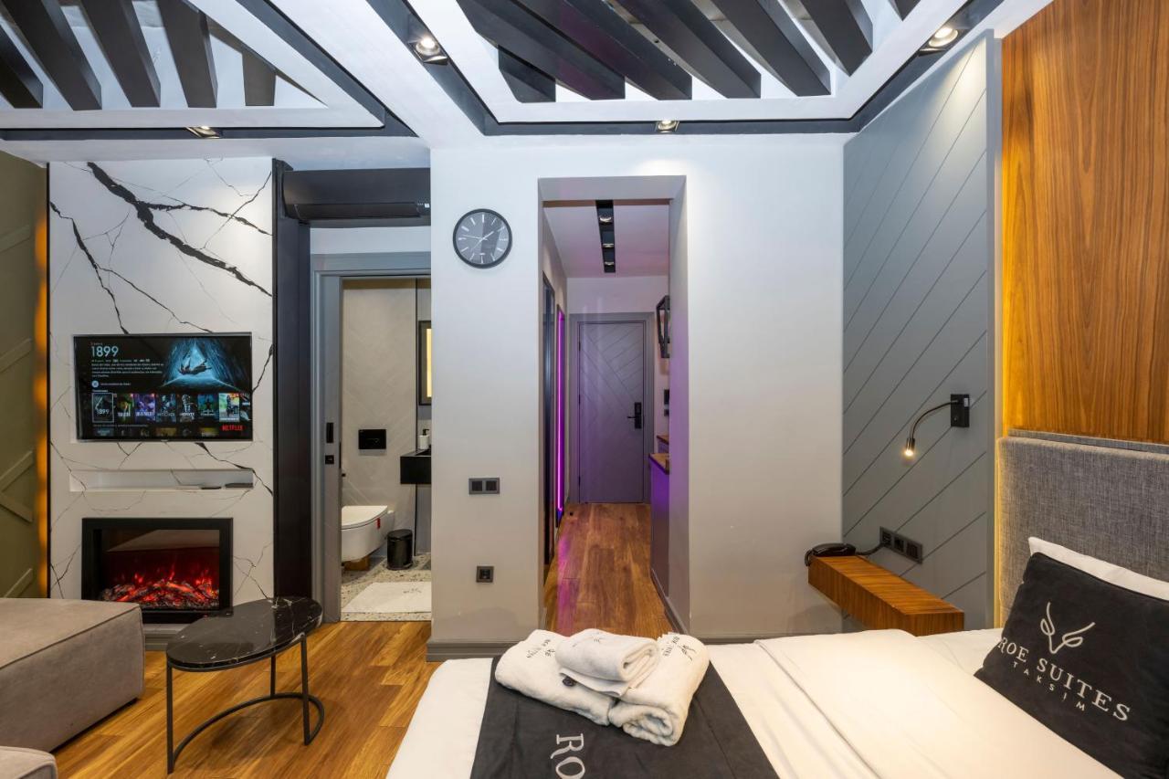 Studio Balcony Split Level