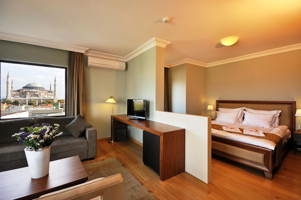 Suite with Sea View,254773357:JPEG