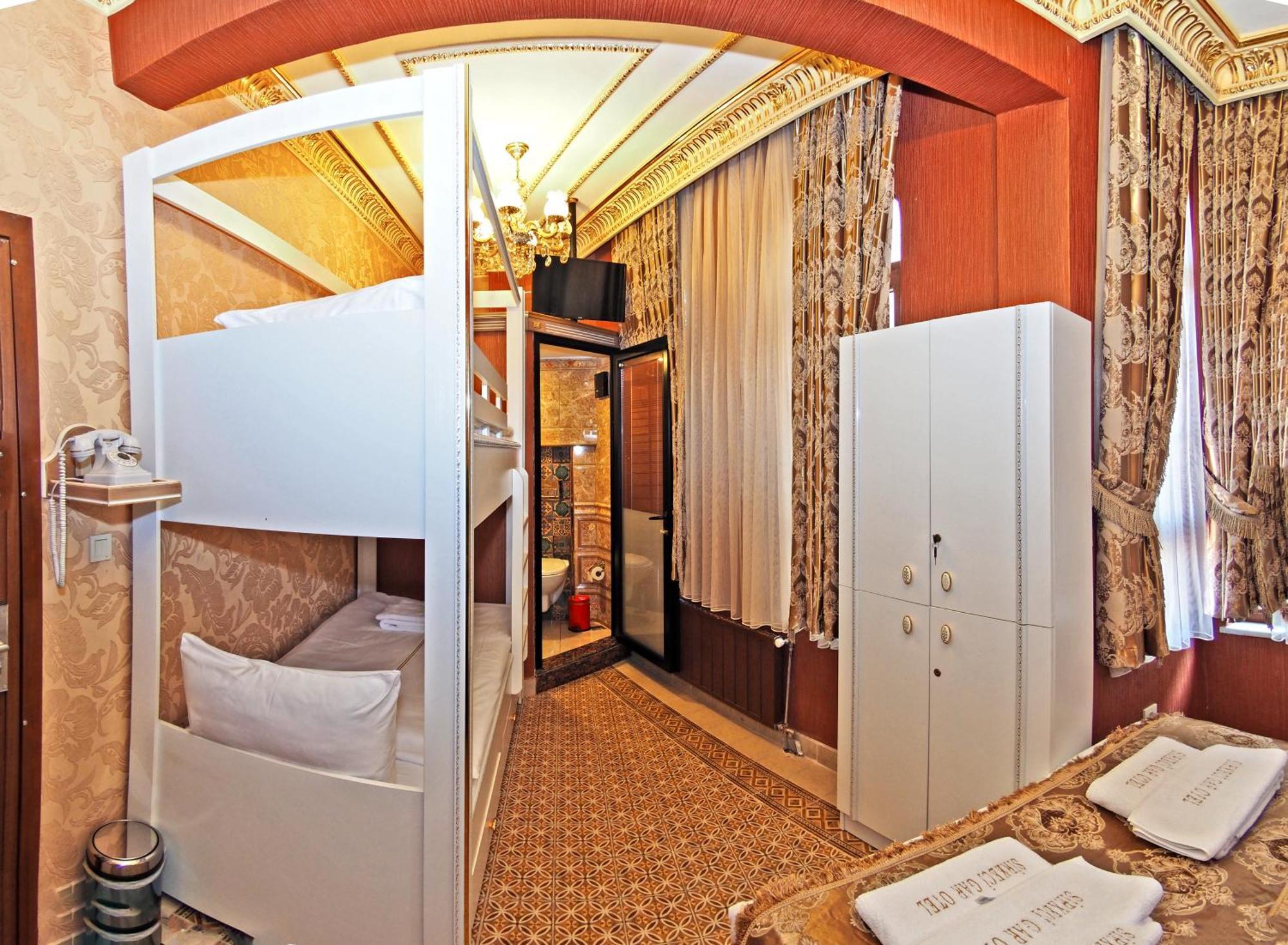 Comfort Quadruple Room