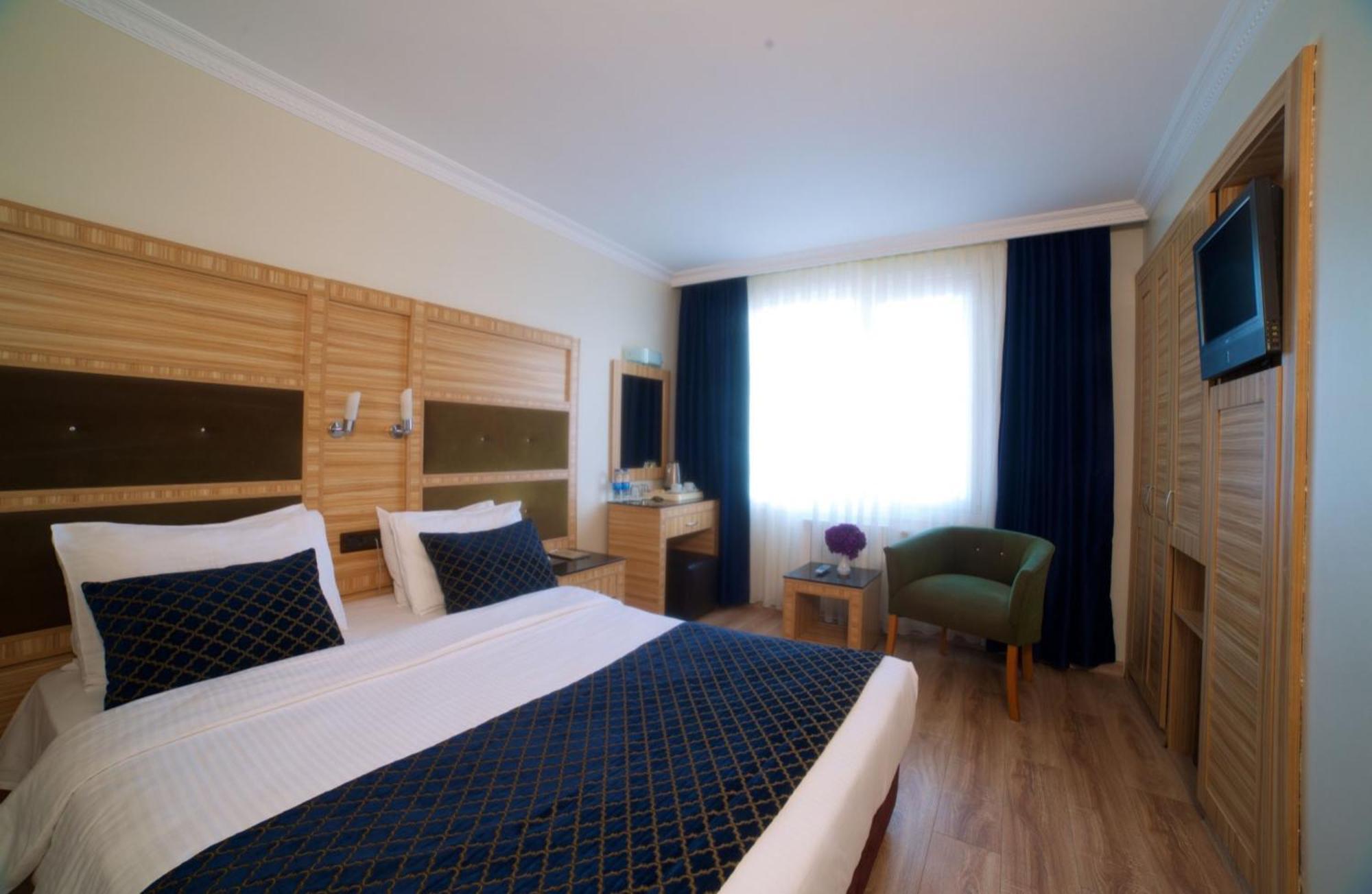 Standard Single Room with Sea View