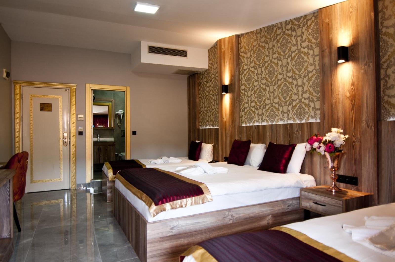 Deluxe Quadruple Room