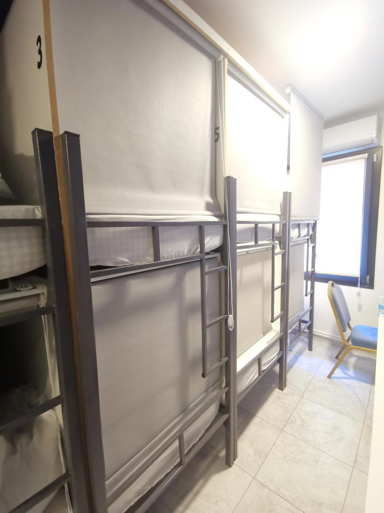 Bed 10-Bed Mixed Dormitory Room,1532713444:JPEG