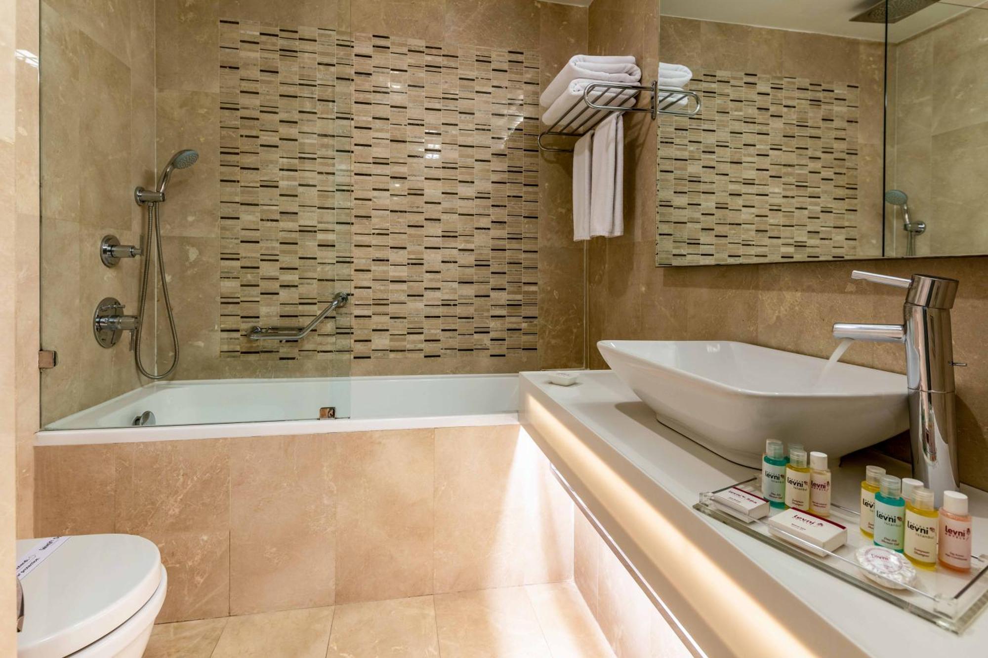 Quarto Triplo Standard