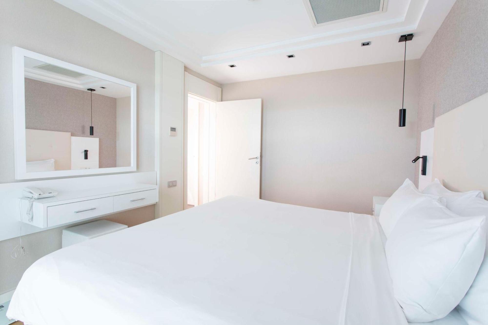 Family Stay - Two Connected Apartment