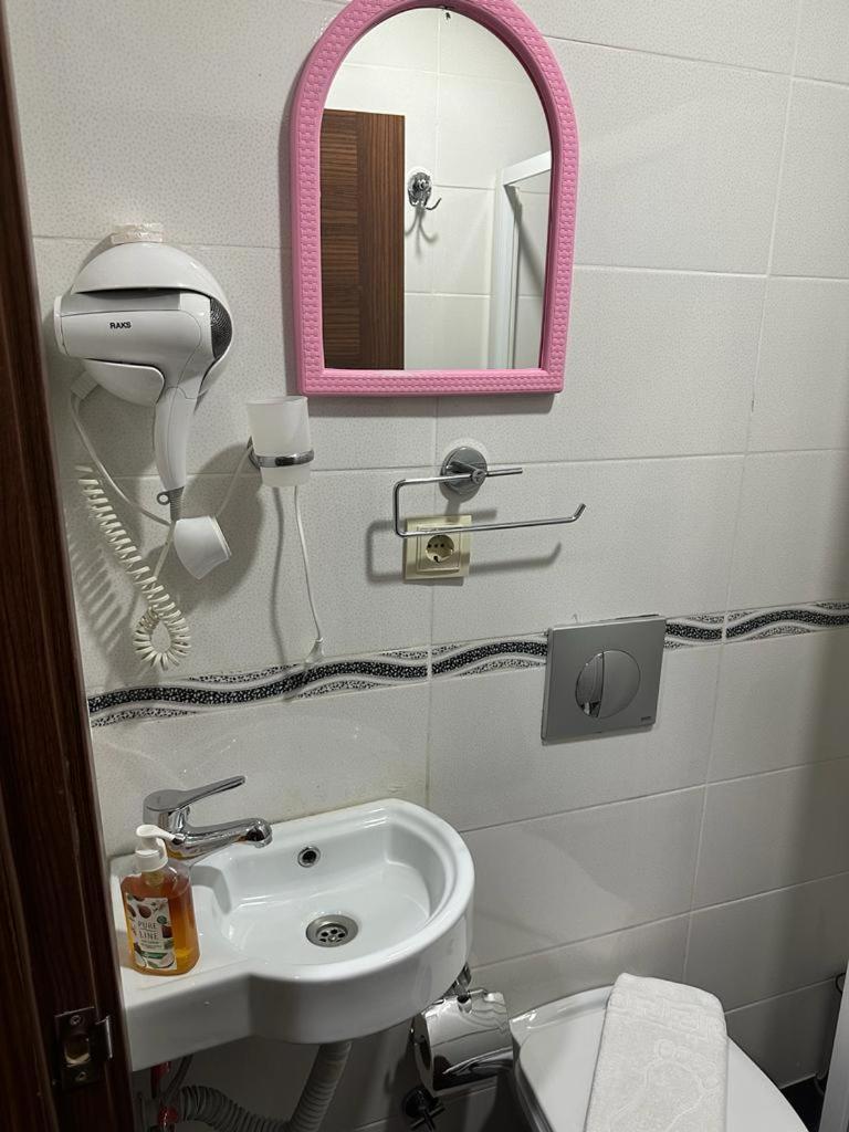 Double or Twin Room Bathroom