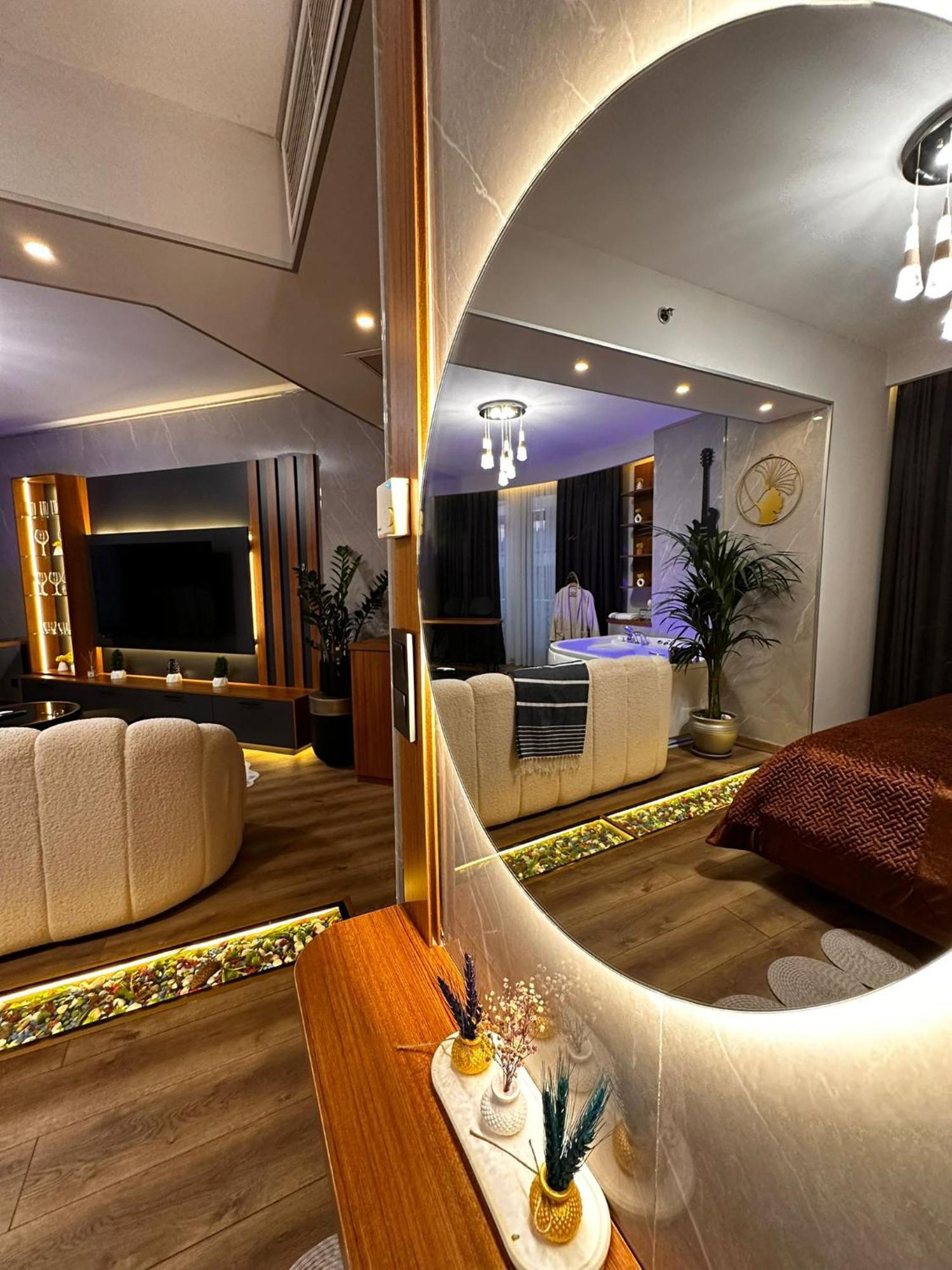 King Room Spa Bath