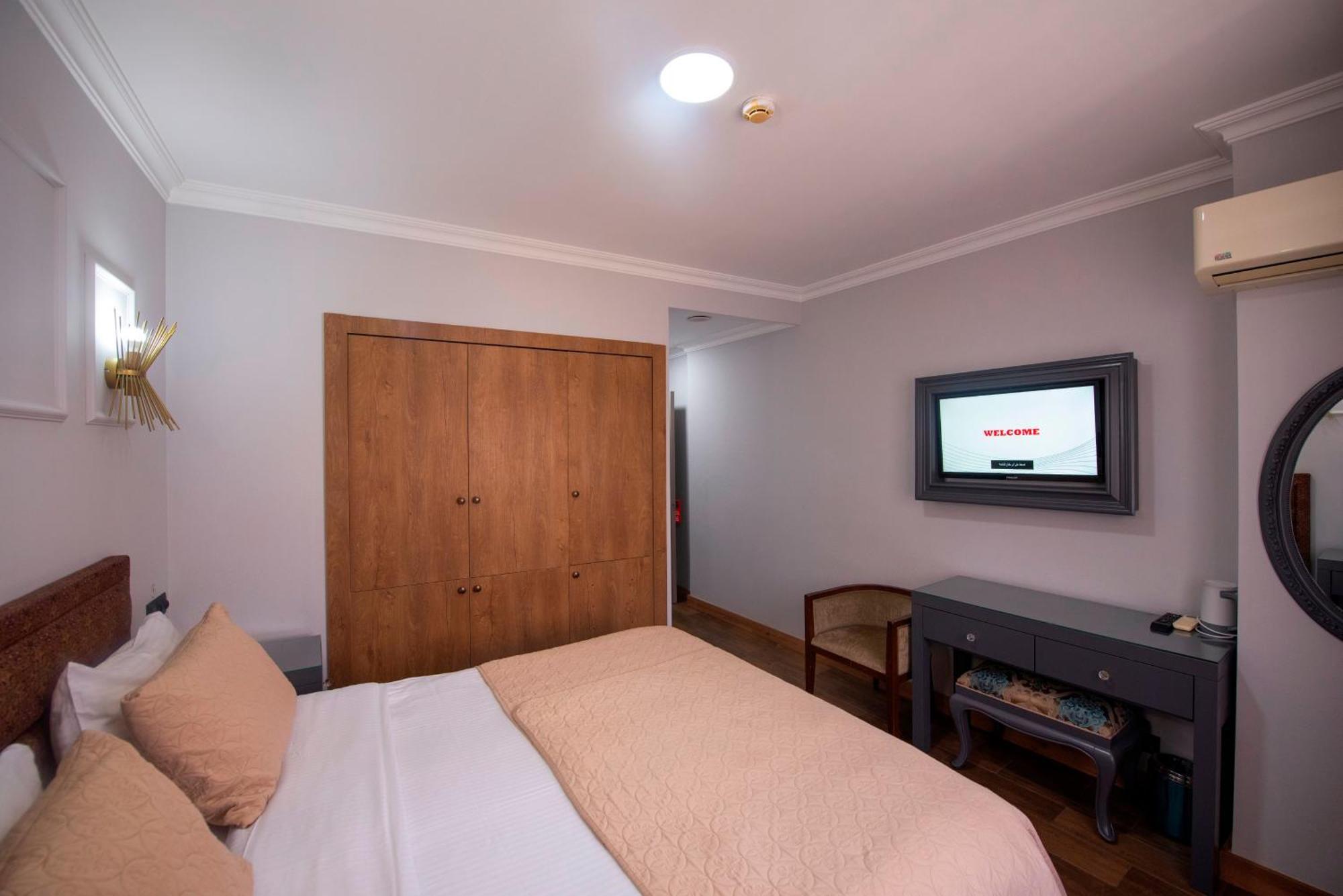 Budget Single Room