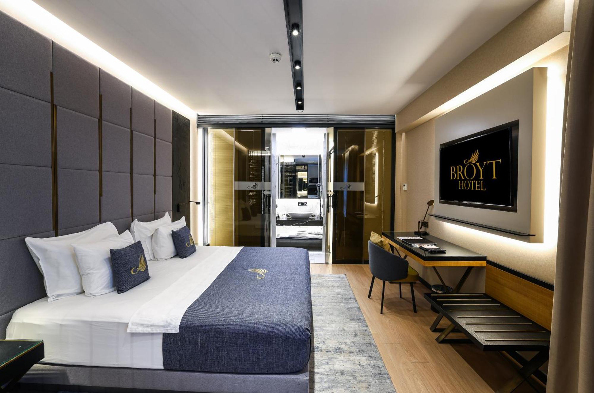 Executive Suite