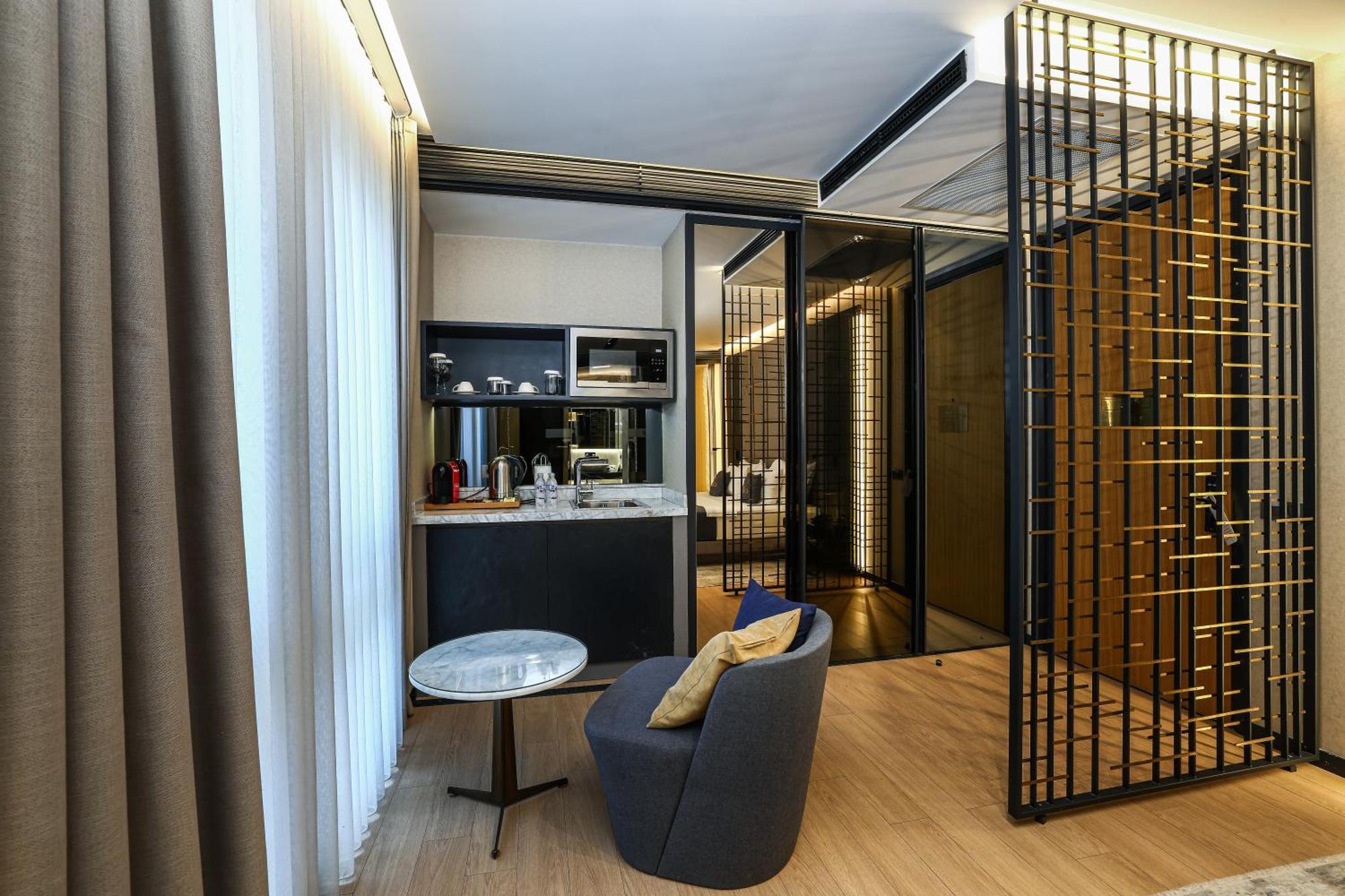 Executive Suite