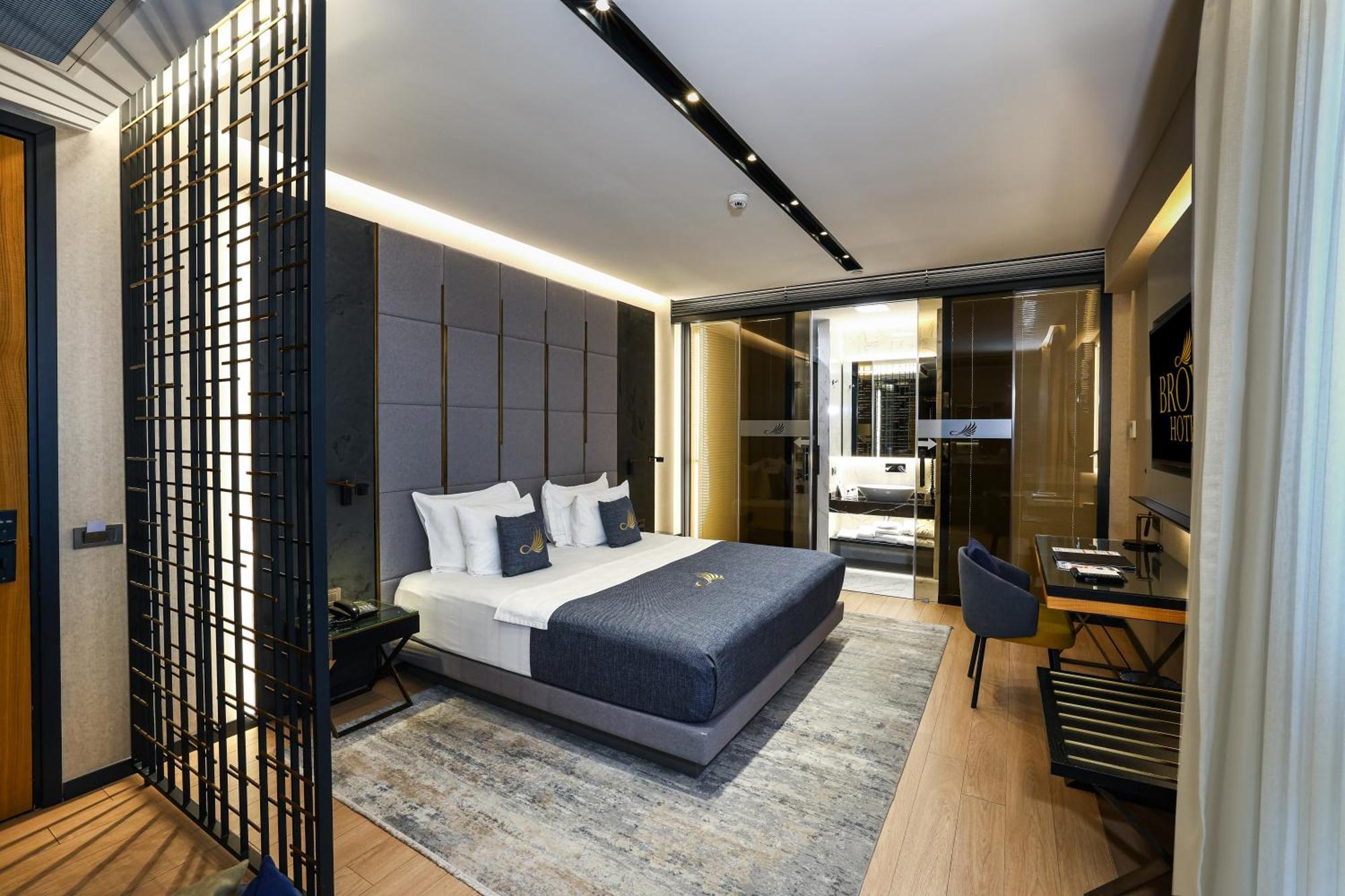 Executive Suite