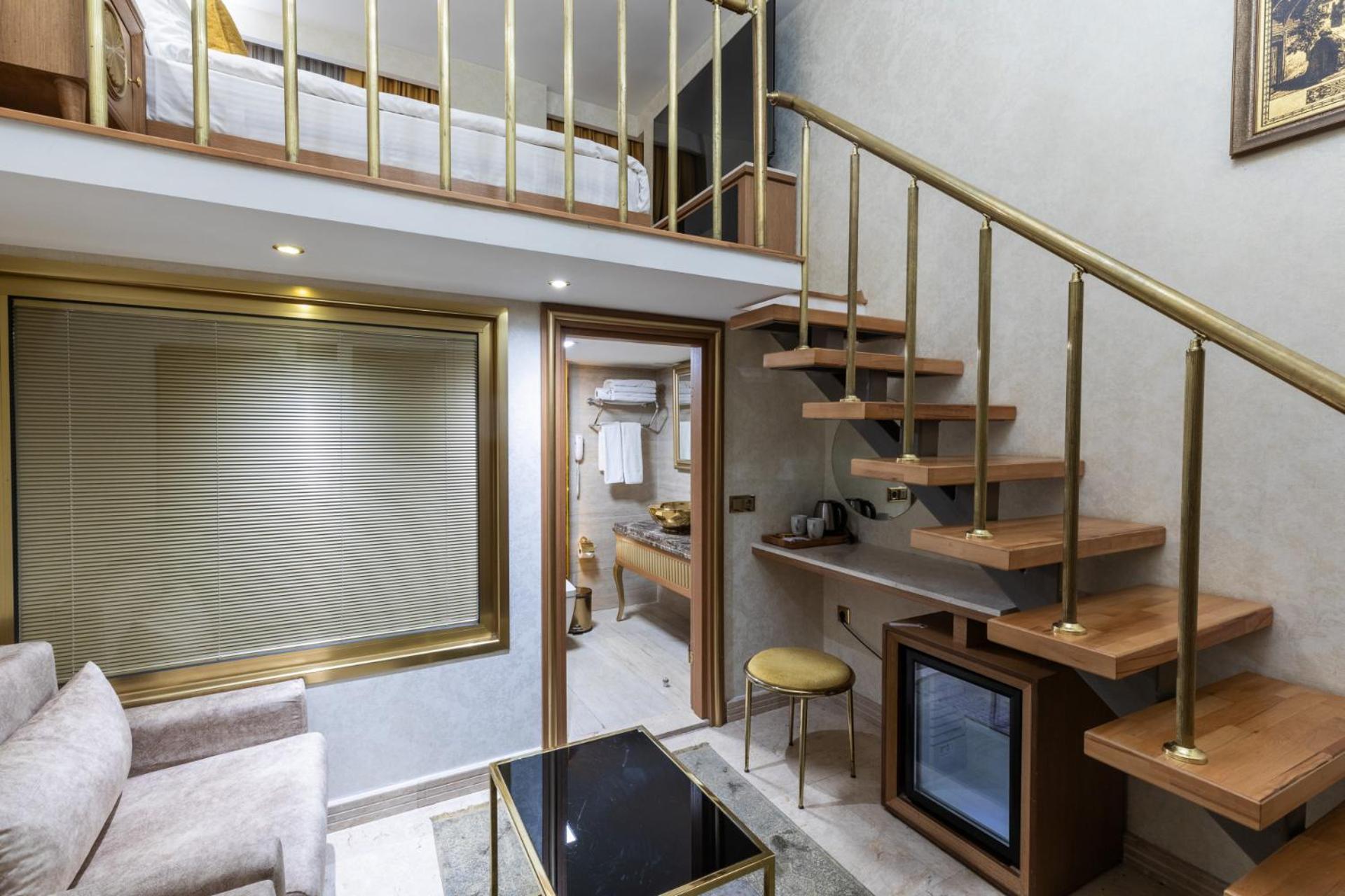 Duplex Suite met Bubbelbad - Kelderverdieping