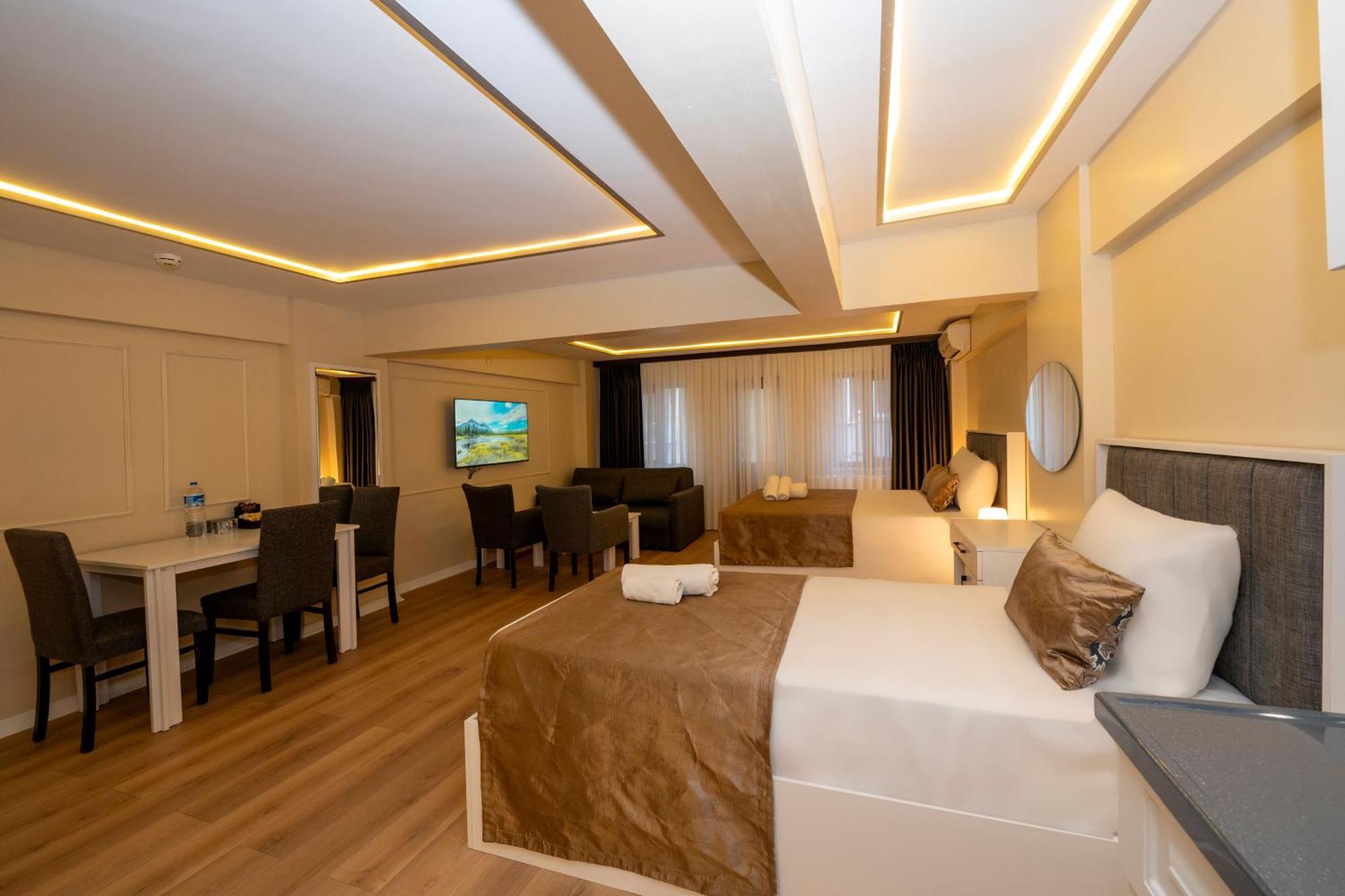Executive Family Room