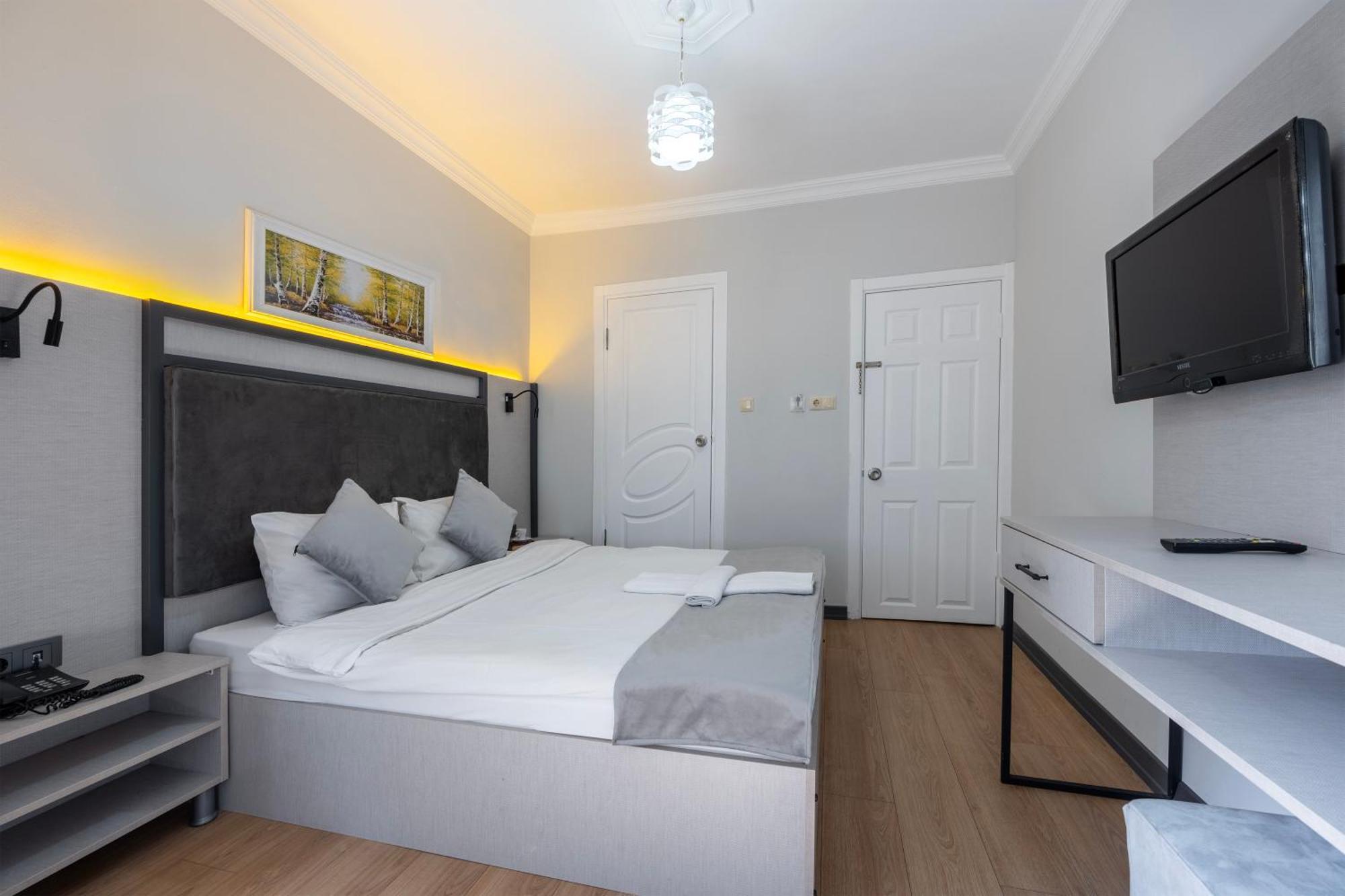 Standard Double Room,1589836423:JPEG