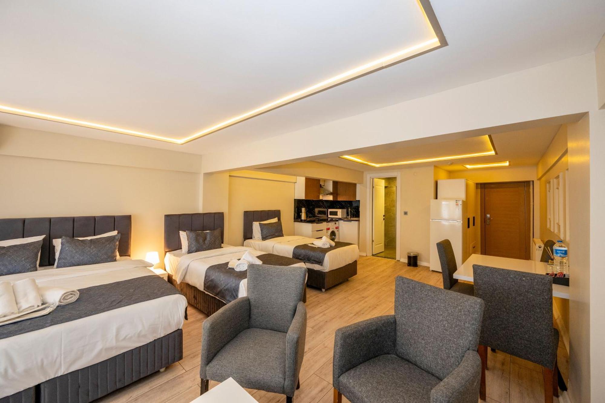 Executive Family Room