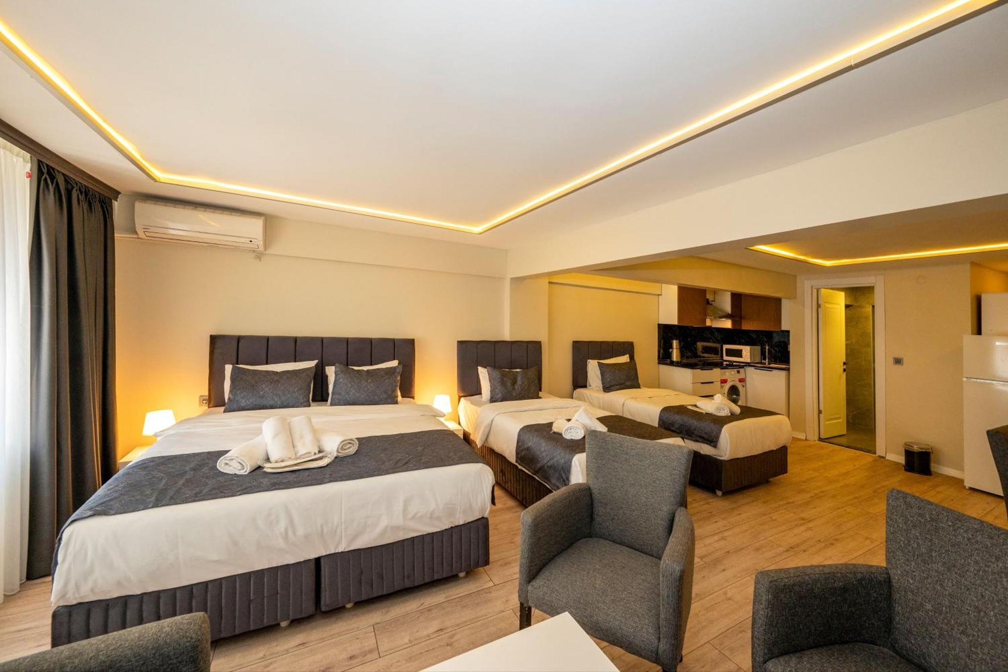Executive Family Room