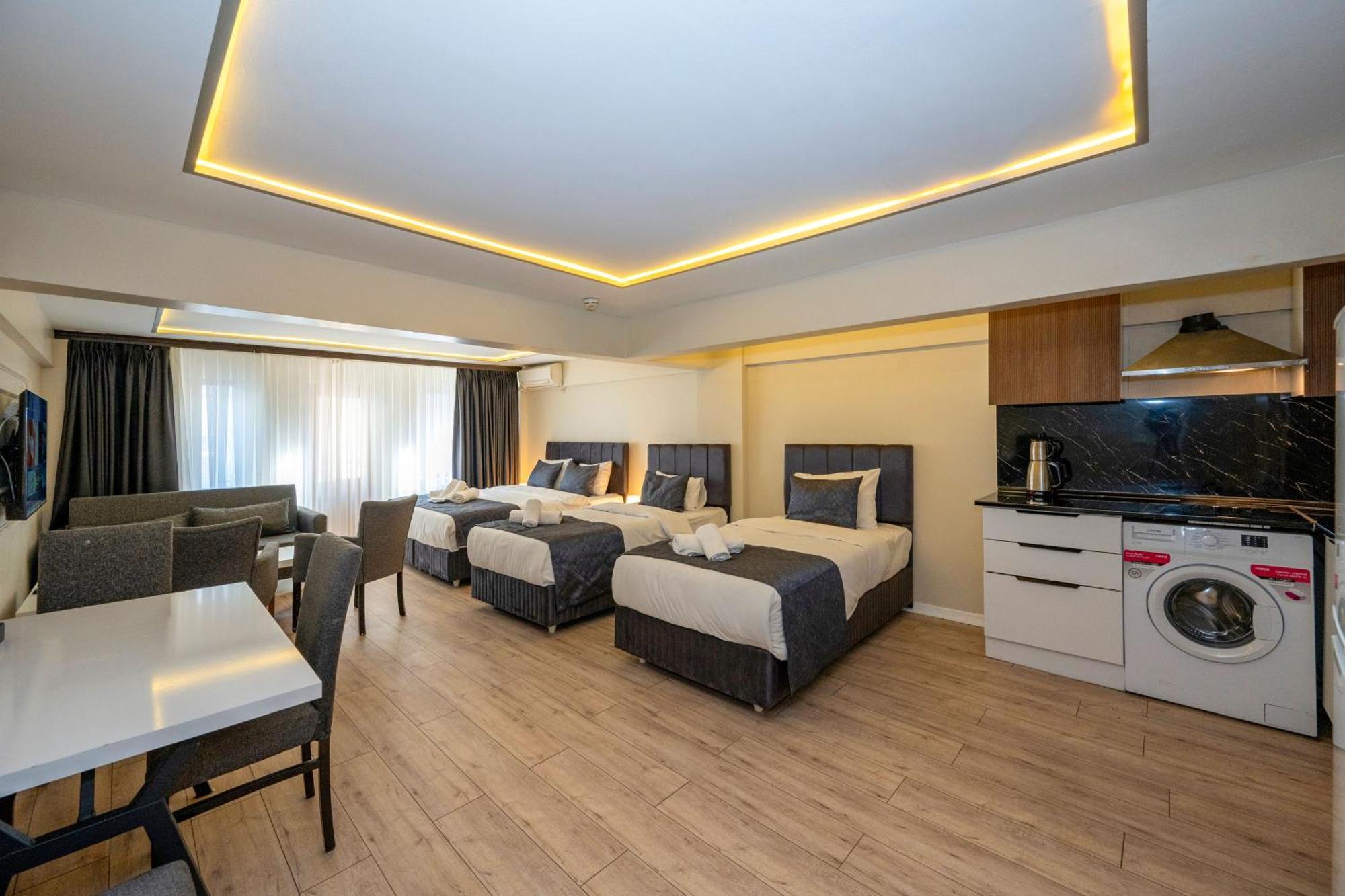 Executive Family Room