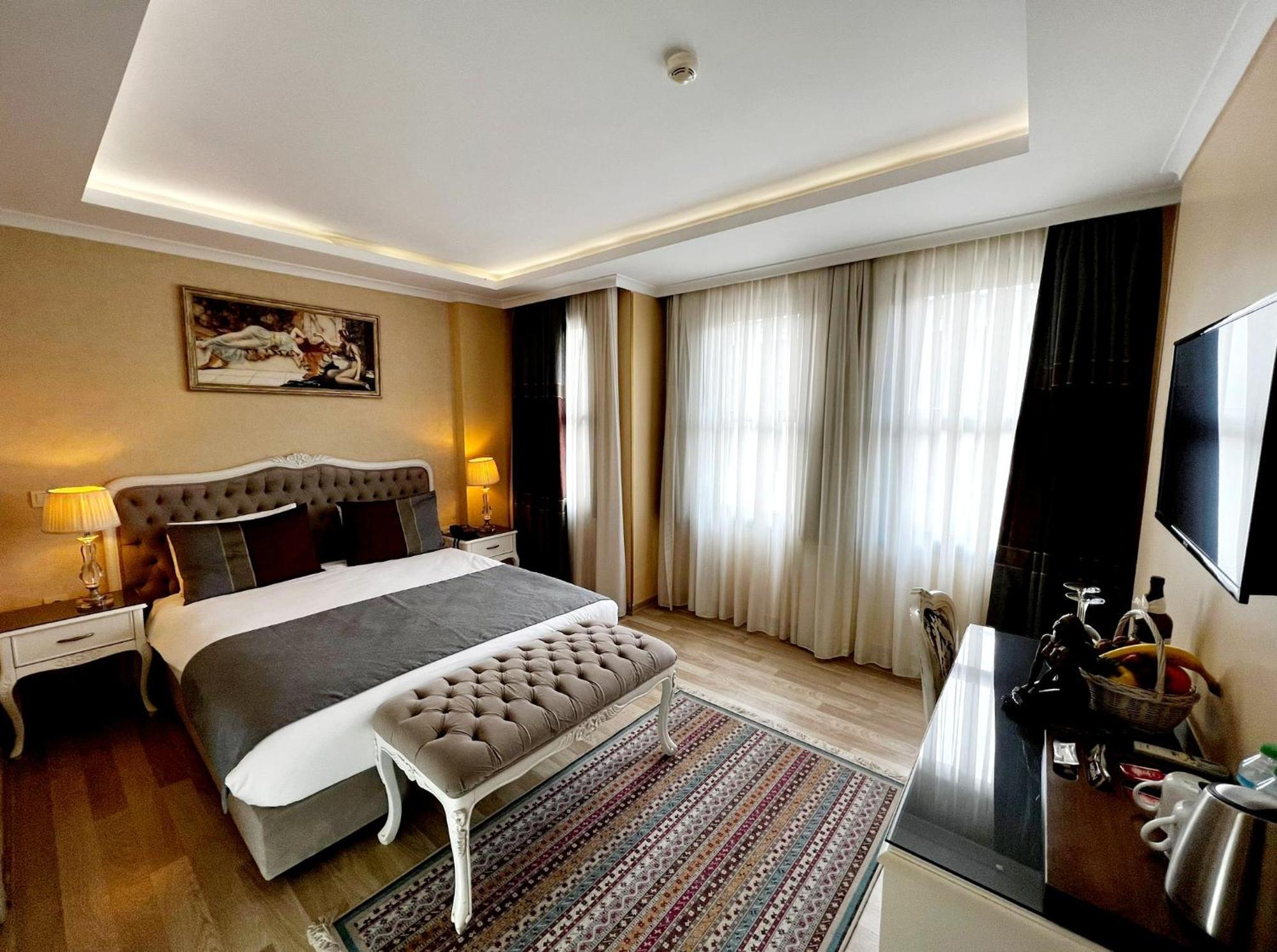 Deluxe Double Room,1594032969:JPEG