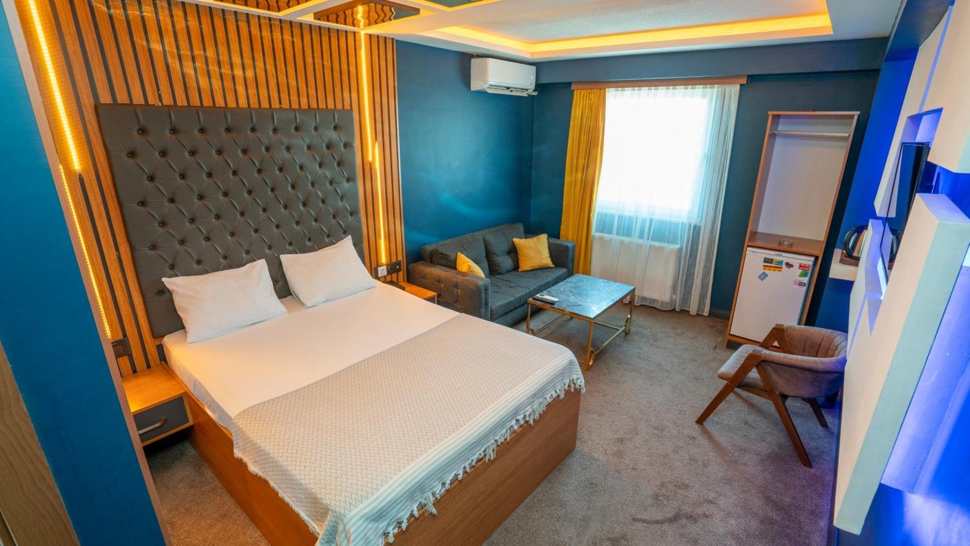 Large Double Room