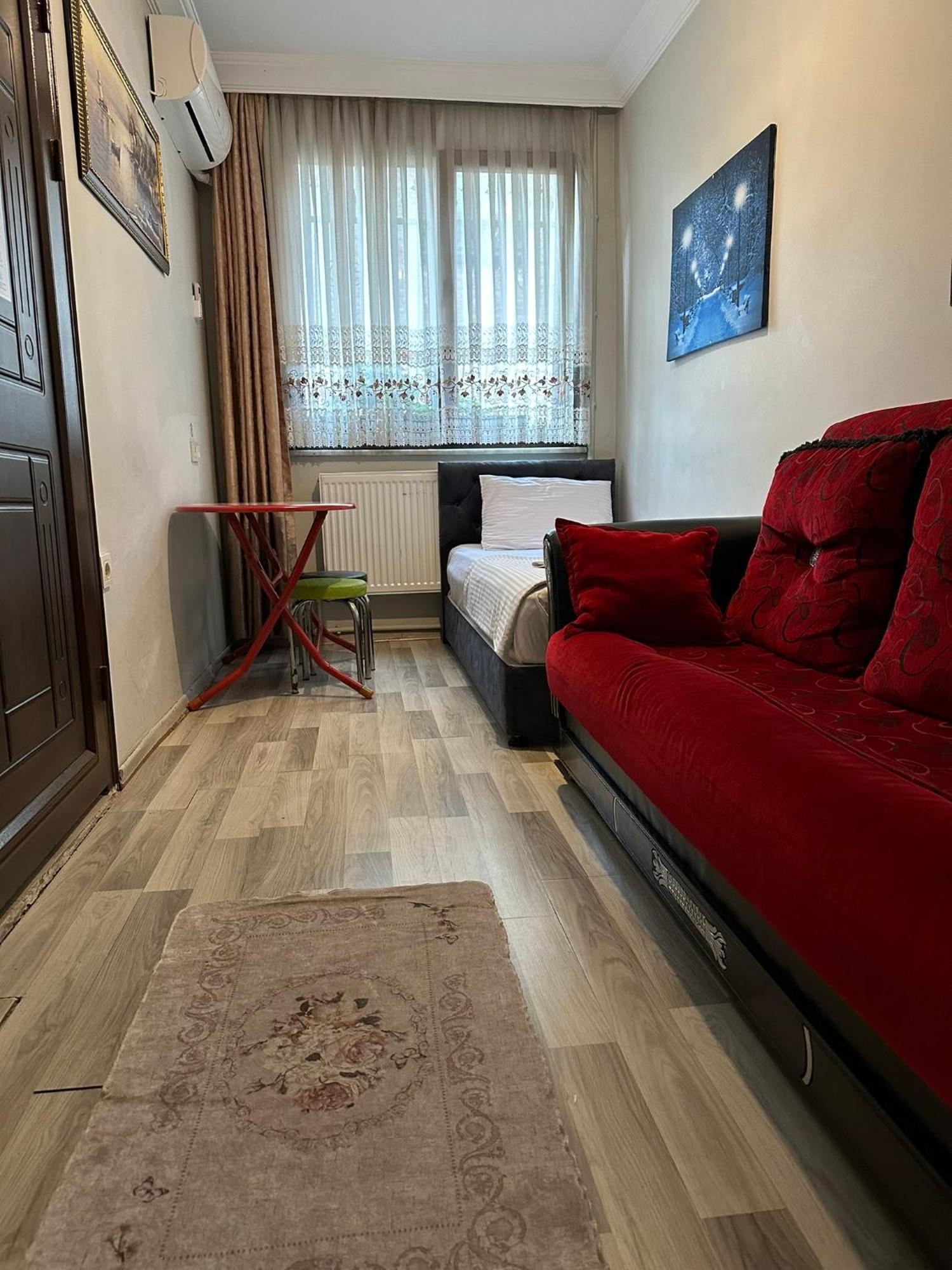 Two-Bedroom Deluxe Apartment