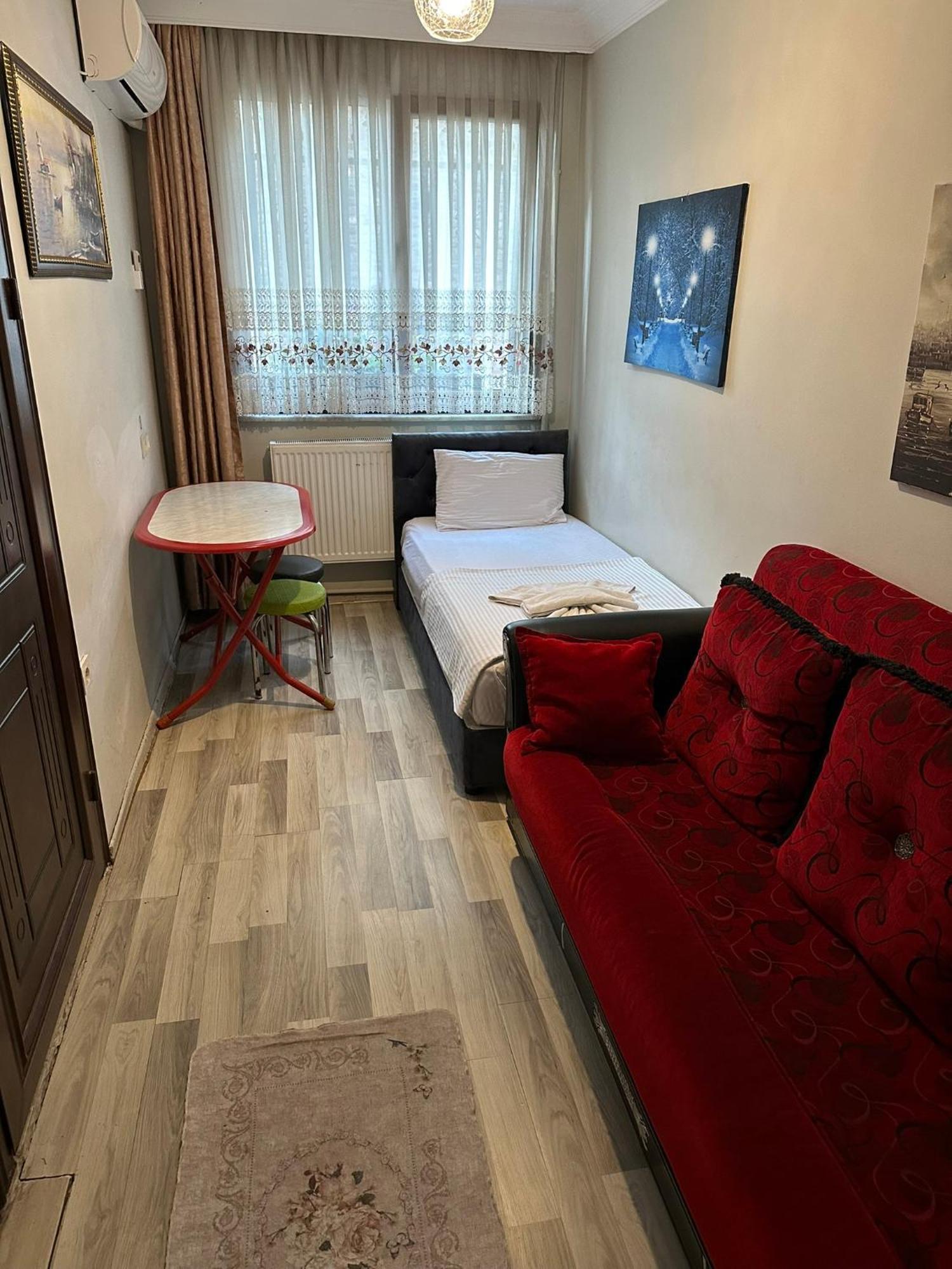 Two-Bedroom Deluxe Apartment