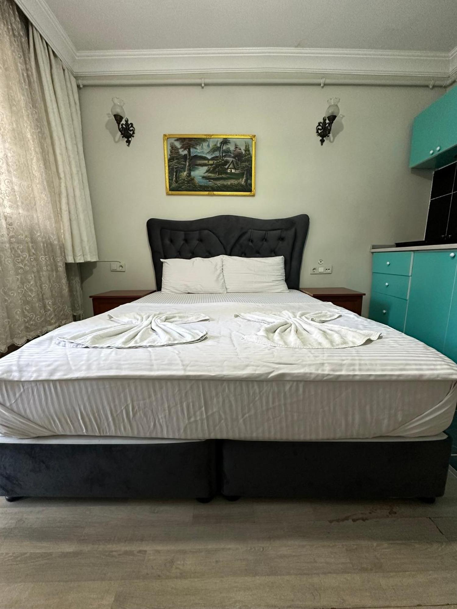 Two-Bedroom Deluxe Apartment