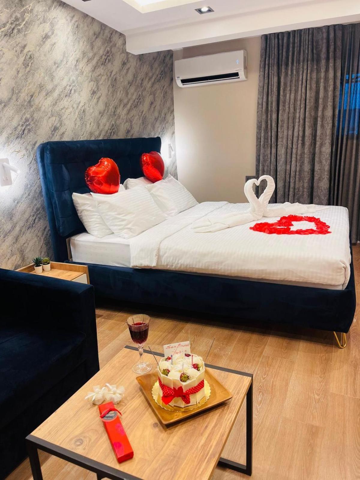 King Room