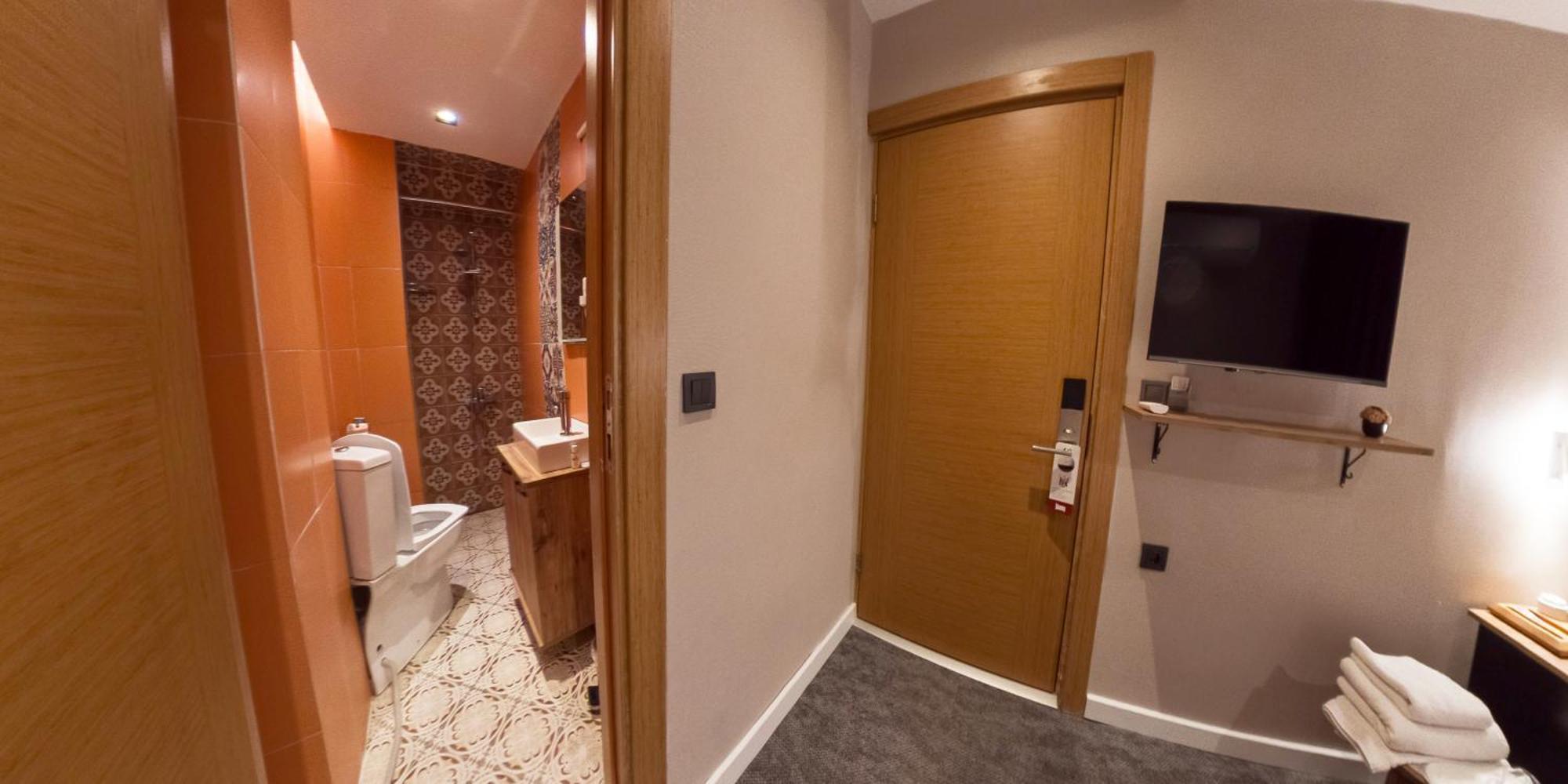 Economy Single Room